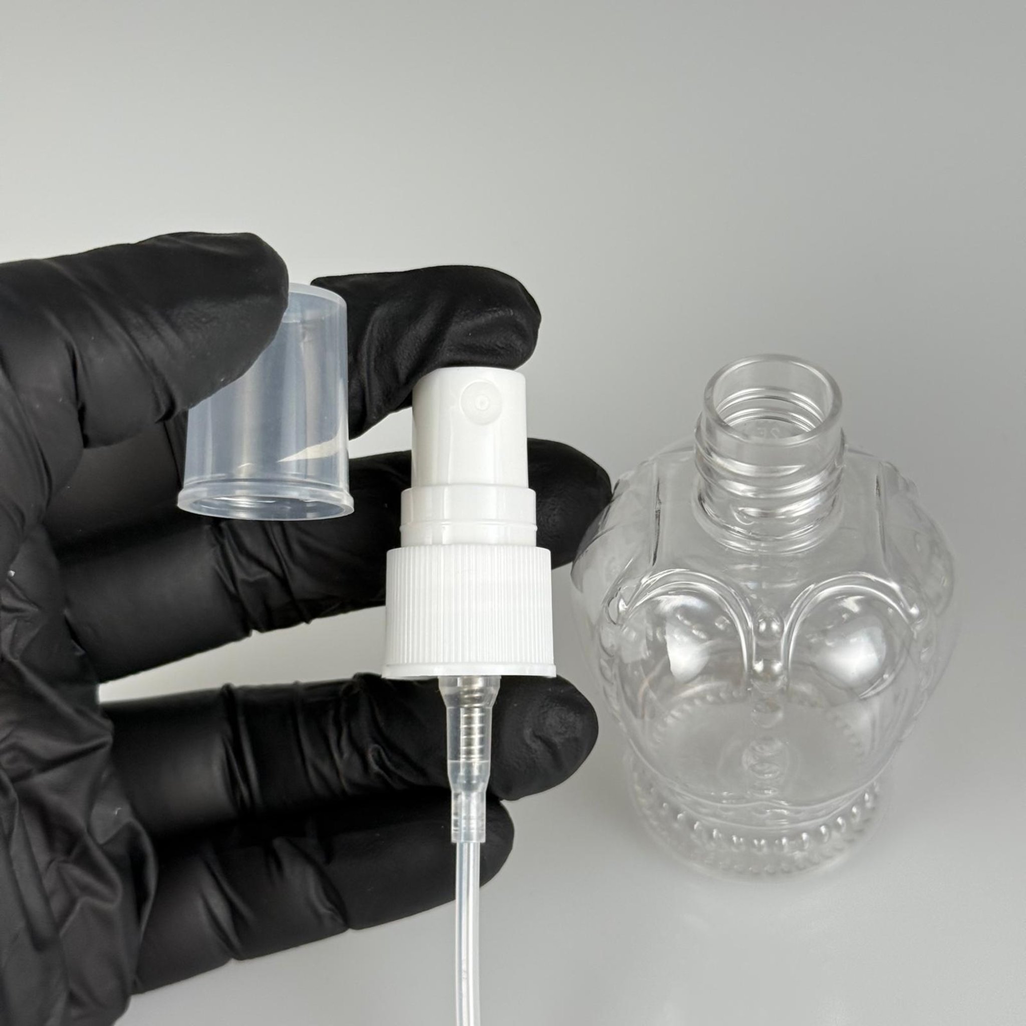 60 CC KRAL TACI MODEL SPREY KAPAKLI PET ŞİŞE - 60 ML PLASTİK ŞİŞE + KAPAKLI BEYAZ SPREY