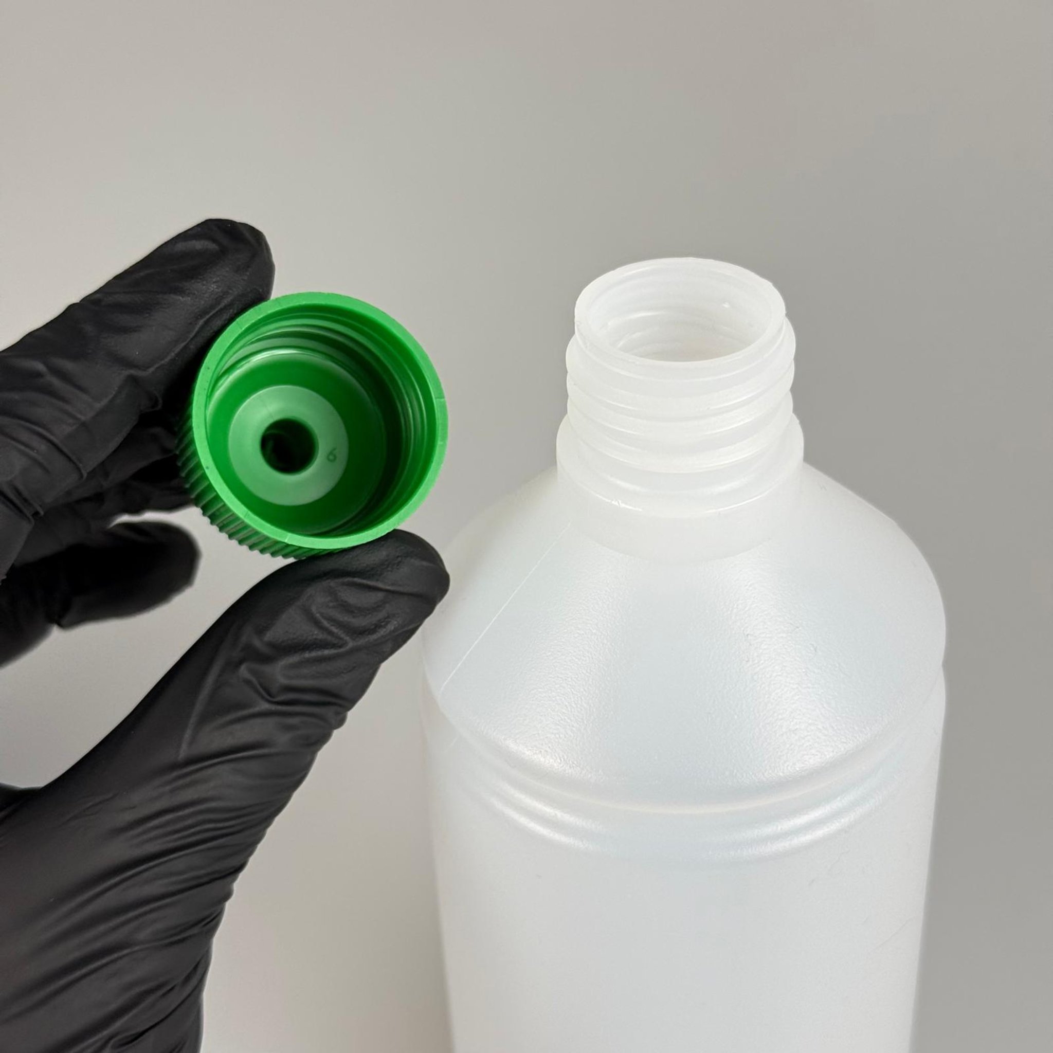 ZEYTİNYAĞI, SOS, ACI SOS, SİRKE, SRIRACHA VB BOŞ ŞİŞELERİ - YEŞİL SİVRİ TWİST AKITICI KAPAK + 500 ML NATÜREL POLİETİLEN PLASTİK ŞİŞE TAKIM