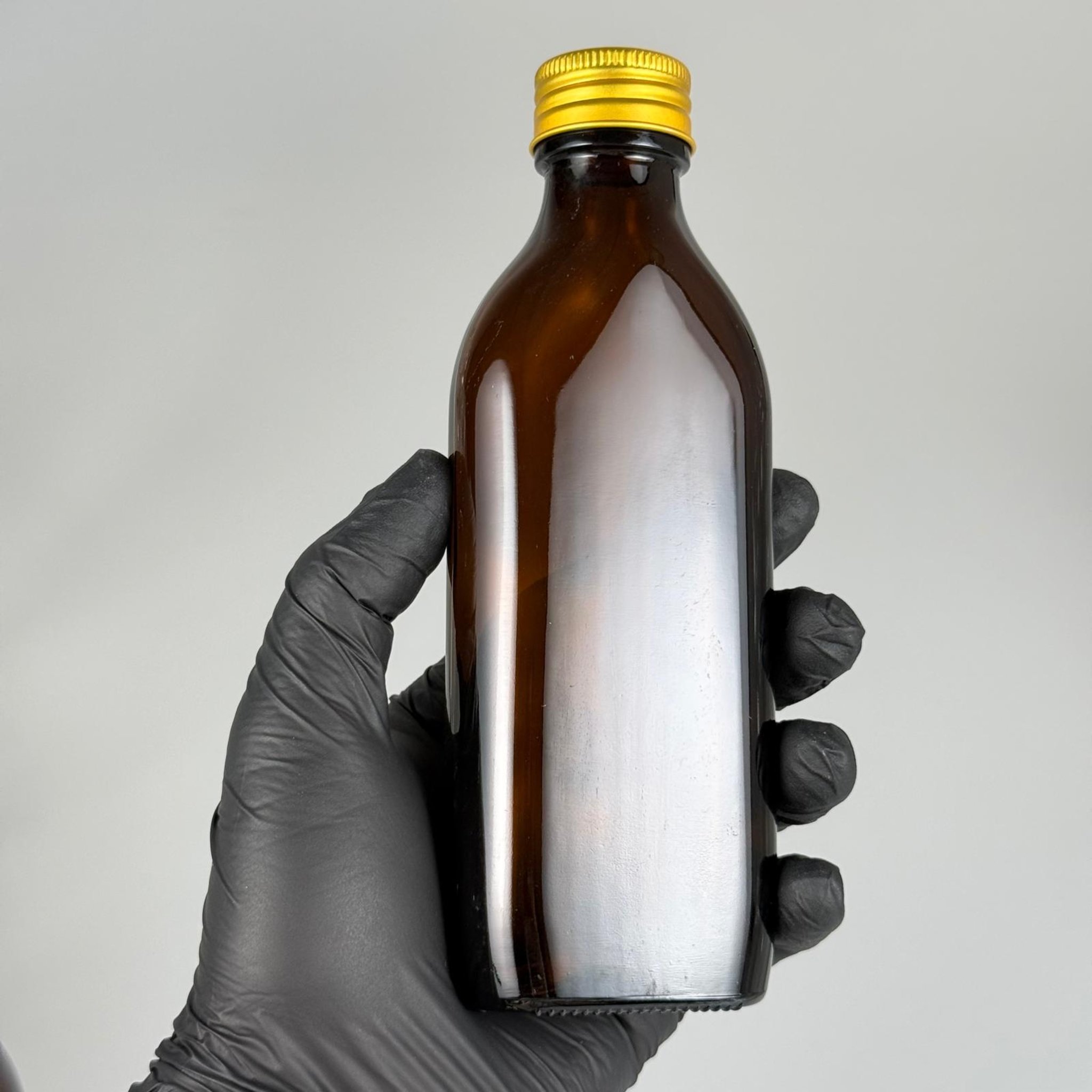 150 CC YASSI AMBER CAM ŞİŞE - GOLD METAL ALÜMİNYUM KAPAKLI + KOLONYA TIPALI TAKIM - 150 ML KAHVERENGİ CAM ŞİŞE DAMLALIKLI