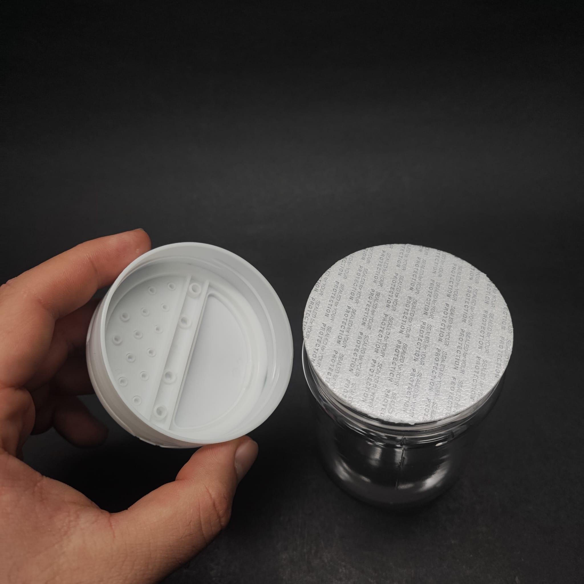 250 CC PET BAHARAT KAVANOZU - BEYAZ  FLİPTOP BAHARAT KAPAKLI + SIZDIRMAZ KENDİNDEN YAPIŞKANLI KÖPÜK CONTALI -  toz kavanozu , baharat ambalajı , boş pudra şişesi . tuzluk , baharat düzenleyici set için kavanoz