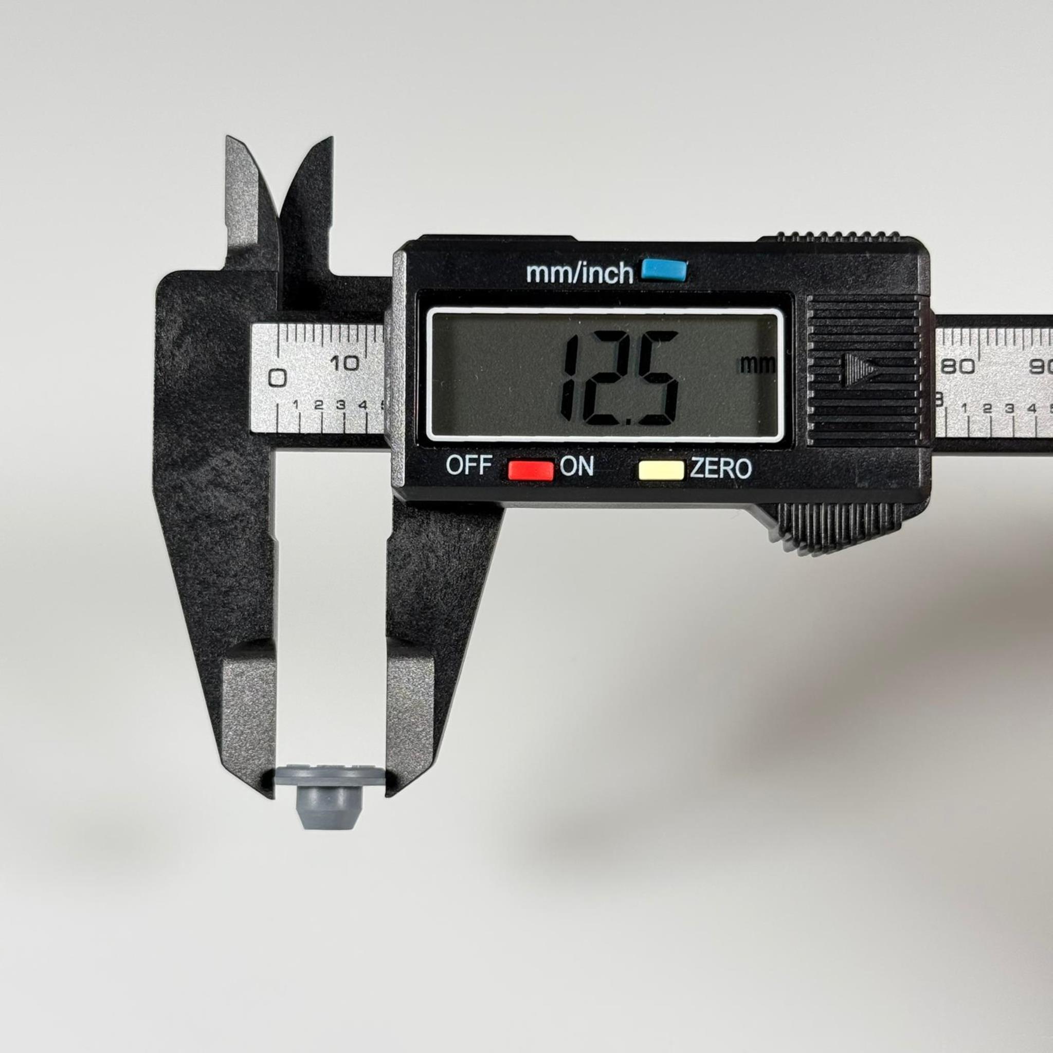 13 MM PENİSİLİN FLAKON KAUÇUK TAPA - BUTIL TAPA - KOYU GRİ (13 AĞIZ FLAKON VİAL ŞİŞELERE UYAR) - ENJEKSİYON TIPA STOPER