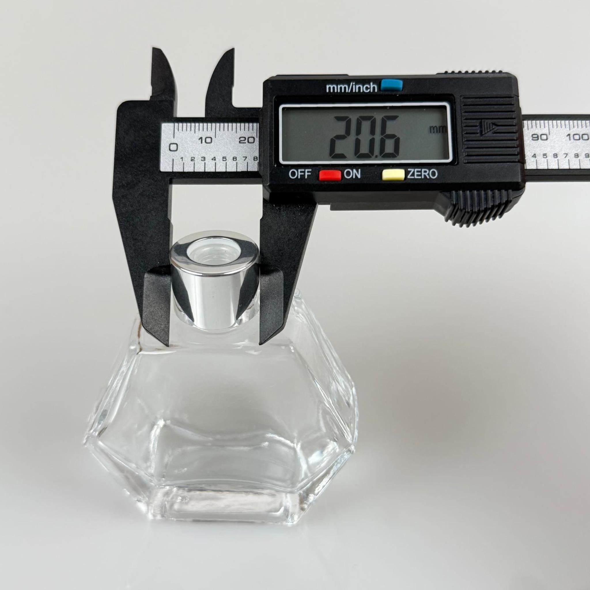 ALTIGEN MODEL CAM BAMBU ODA KOKUSU ŞİŞESİ + METAL GÜMÜŞ KAPAK + TIPA + KALIN BEYAZ FİBER BAMBU ÇUBUK - 50 ML SET TAKIM - HEDİYELİK PROMOSYON DİFFUSER ŞİŞELERİ