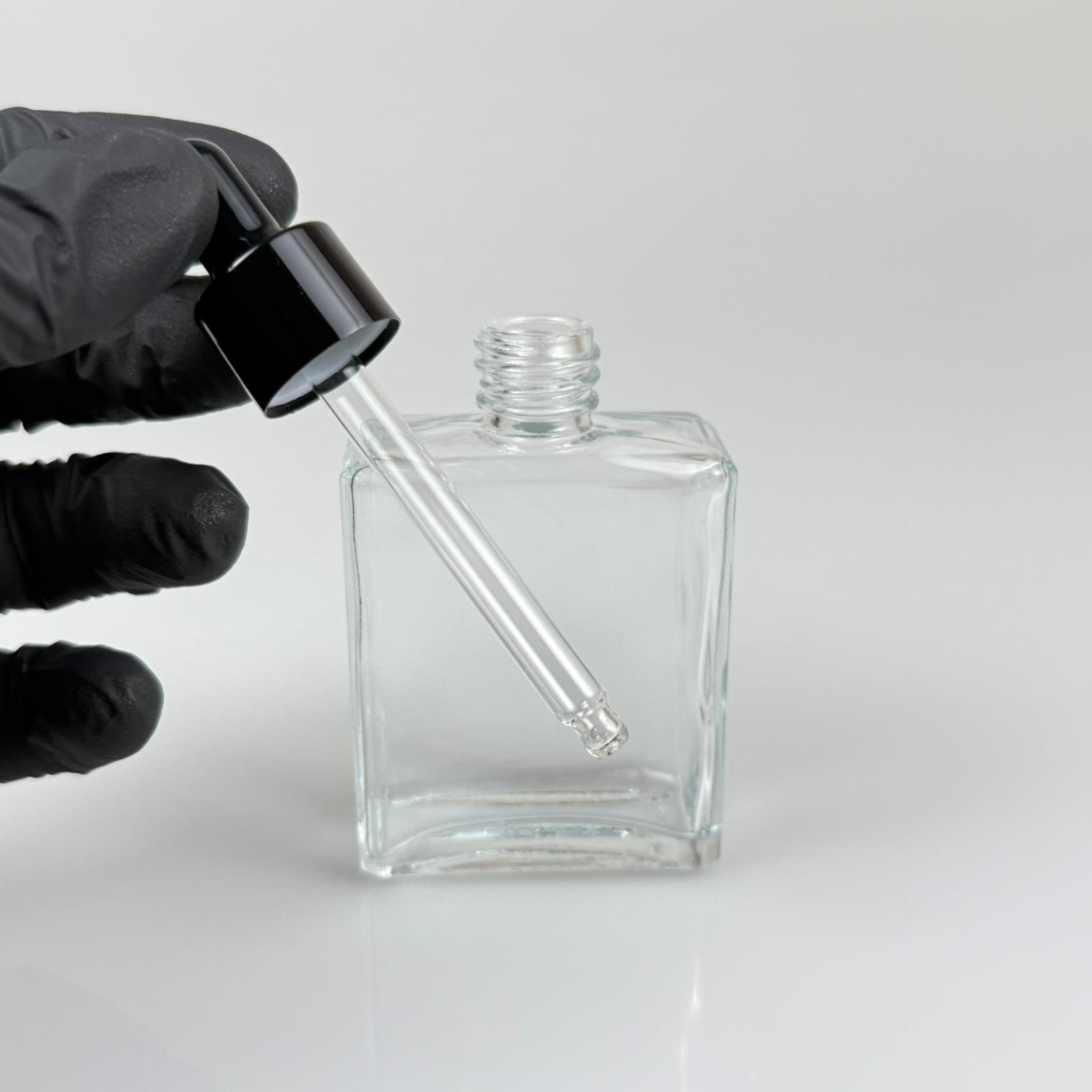 40 CC YASSI DİKDÖRTGEN KÖŞELİ KISA PRESTİJLİ CAM DAMLALIKLI ŞİŞE - SİYAH EMZİK - SİYAH METALİK KAPAK - 40 ML CAM DAMLALIKLI ŞİŞE - DAMLALIKLI BOŞ ŞİŞE