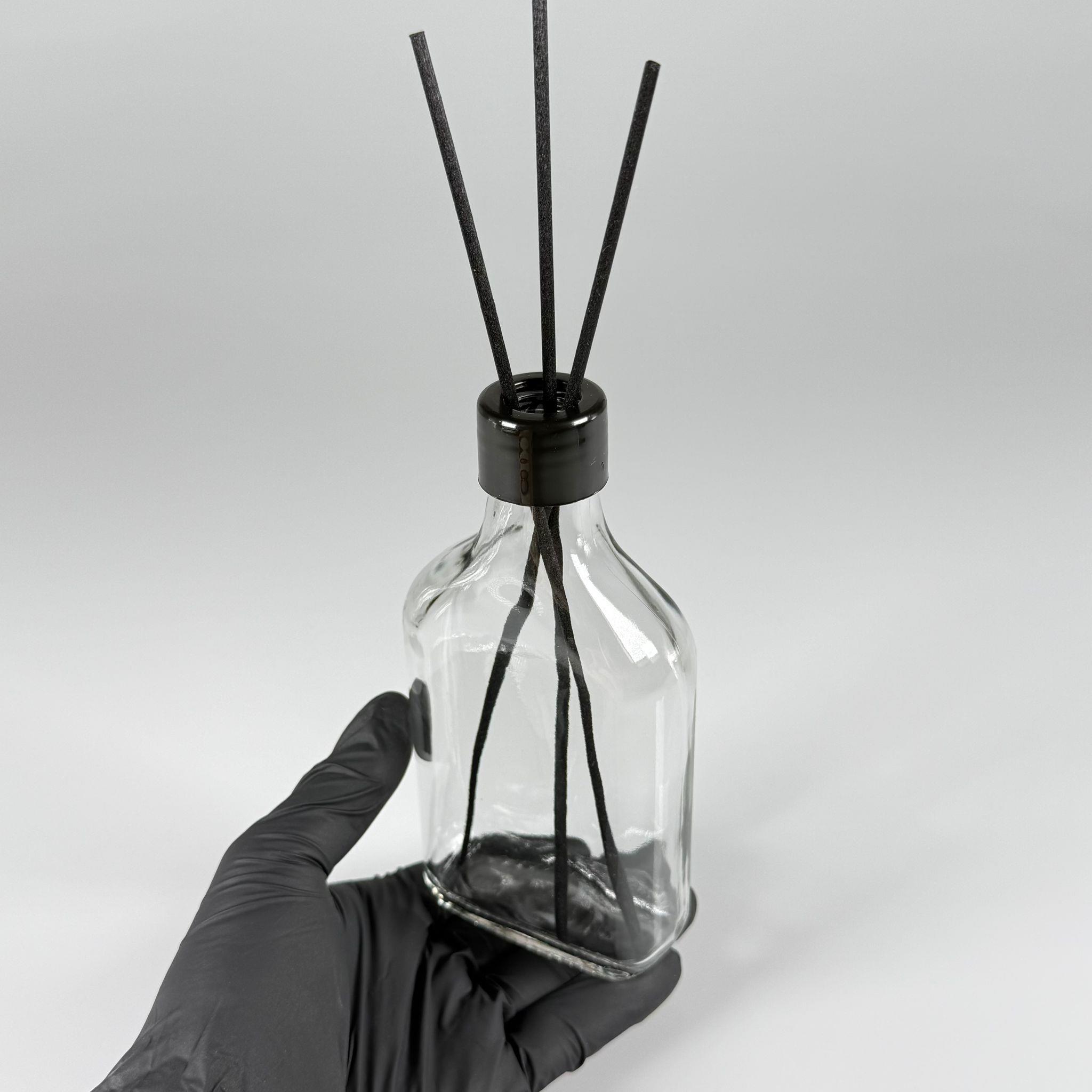 200 CC YASSI CAM BAMBU ODA KOKUSU ŞİŞESİ - 200 ML ÇUBUKLU BAMBU ODA KOKUSU ŞİŞESİ - DİFÜZÖR ŞİŞE- CAM ŞİŞE + SİYAH VİDALI KAPAK + KÖR TIPA + 3 ADET FİBER SİYAH BAMBU ÇUBUK