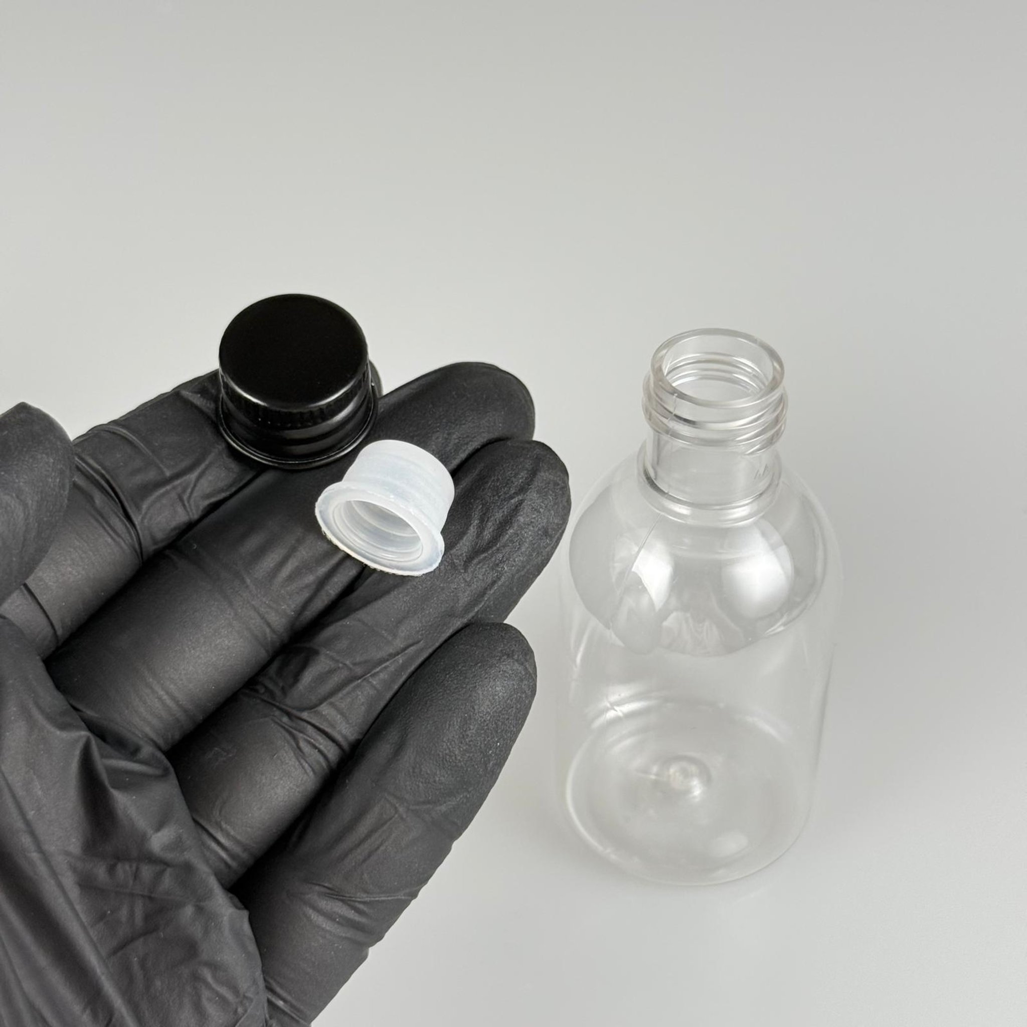 50  CC BUKLET PET ŞİŞE + KÖPÜK CONTALI SİYAH ALÜMİNYUM METAL KAPAKLI + KÖR TIPALI TAKIM - 50 ML PLASTİK ŞİŞE