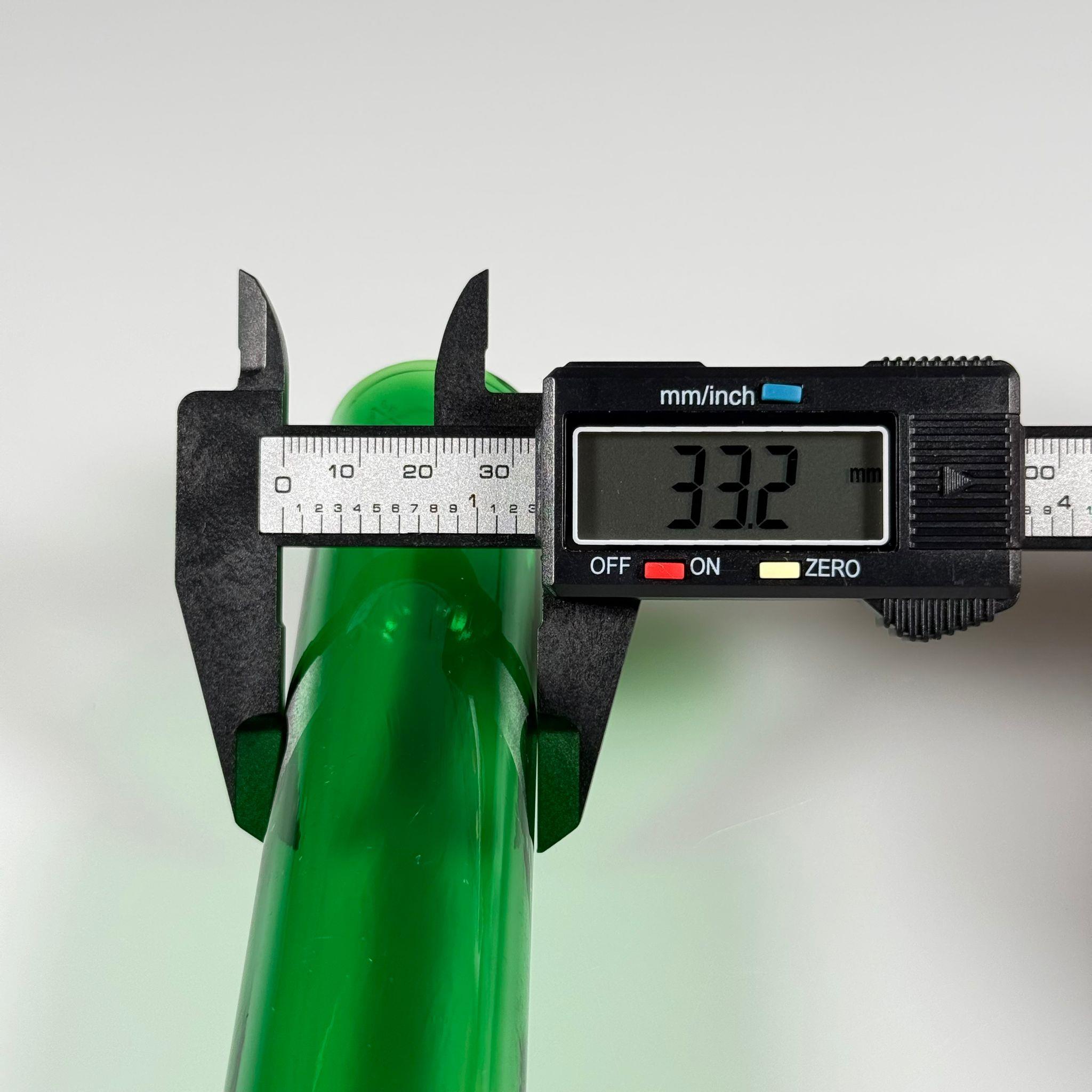 100 CC UZUN SİLİNDİR YEŞİL PET ŞİŞE (24 GR)  - BEYAZ DİSKTOP AKITICI ŞAMPUAN KAPAKLI - 100 ML BİBERİYE SUYU, LAVANTA YAĞI, SAÇ SERUM, TONİK VB İÇİN PLASTİK KOZMETİK AMBALAJLARI