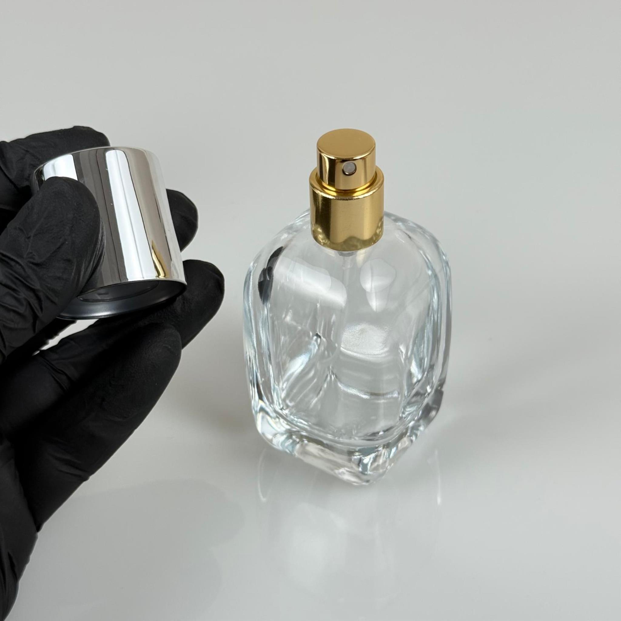 50 ML SİLİNDİR MODEL CORE PARFÜM ŞİŞESİ - GOLD METAL SPREYLİ + GÜMÜŞ GENİŞ KAPAKLI (AĞIZ 15 MM GEÇME KOLAY KAPAMA)