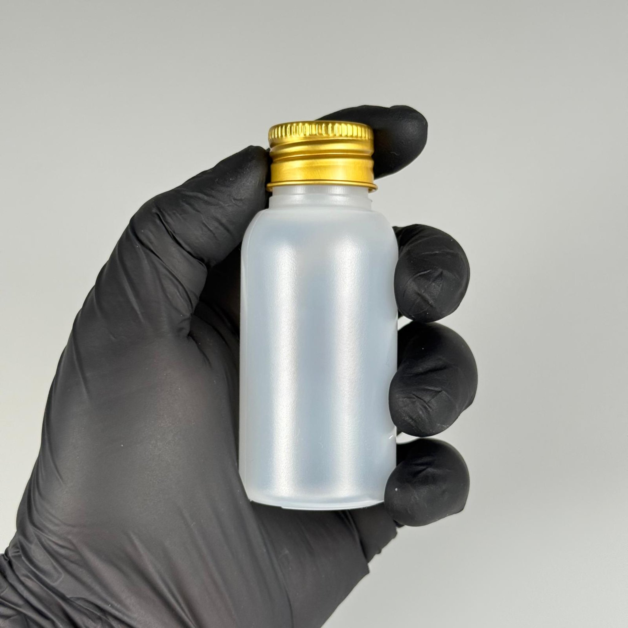 50 ML SIKILABİLİR YUMUŞAK POLİETİLEN PE PLASTİK ASETON ŞİŞESİ ( 24 AĞIZ ) + KÖPÜK CONTALI GOLD METAL ALÜMİNYUM KAPAK TAKIM - 50 cc sos, yağ, kartuş, mürekkep vb için boş şişeler