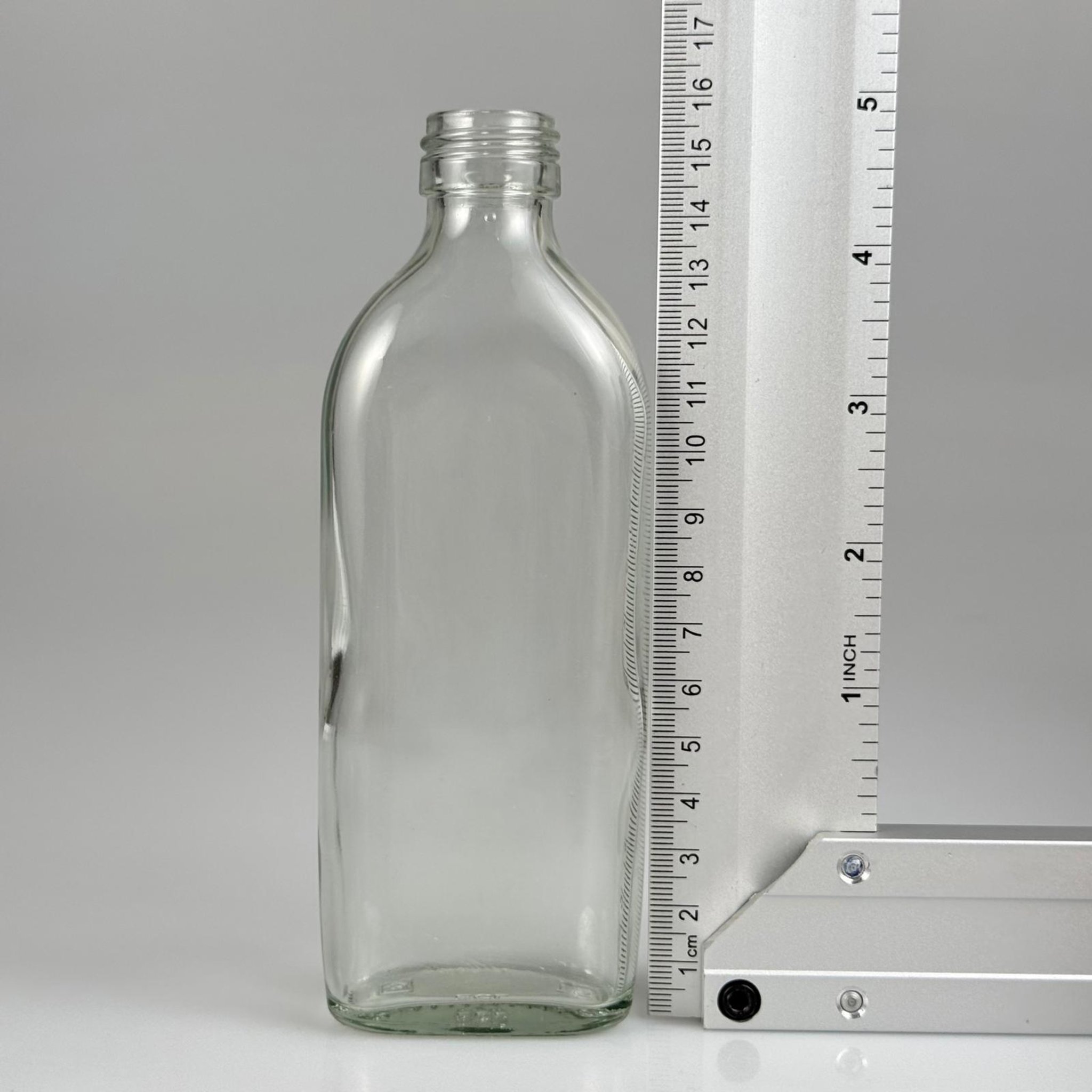 150 CC ŞEFFAF CAM YASSI COLD BREW ŞİŞE (SOĞUK KAHVE ŞİŞESİ) KAPAKSIZ (25 AĞIZ) - 150 ML YASSI CAM ŞİŞE