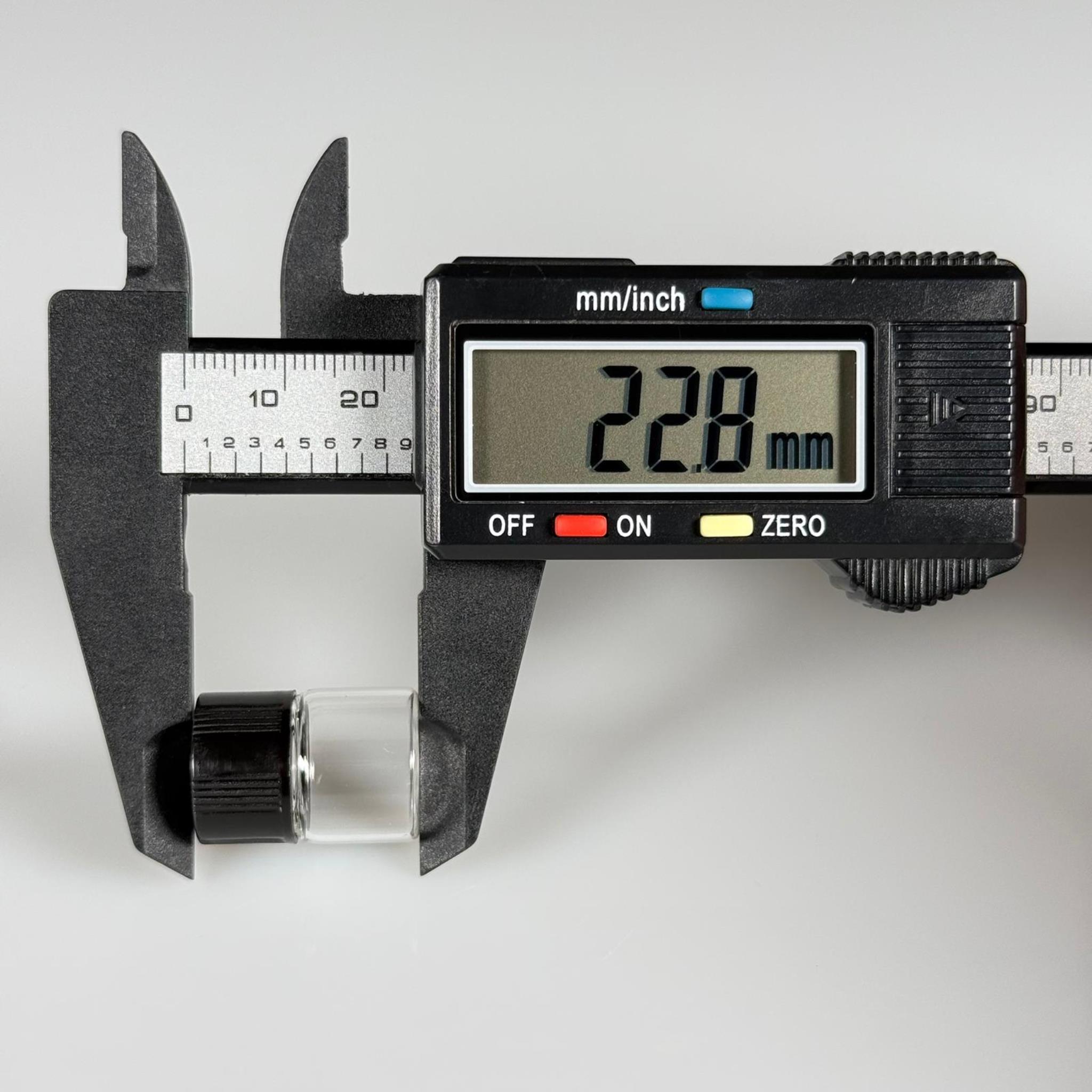 1 CC ŞEFFAF CAM ŞİŞE - SİYAH KAPAKLI - 1 ML KAPAKLI CAM ŞİŞE