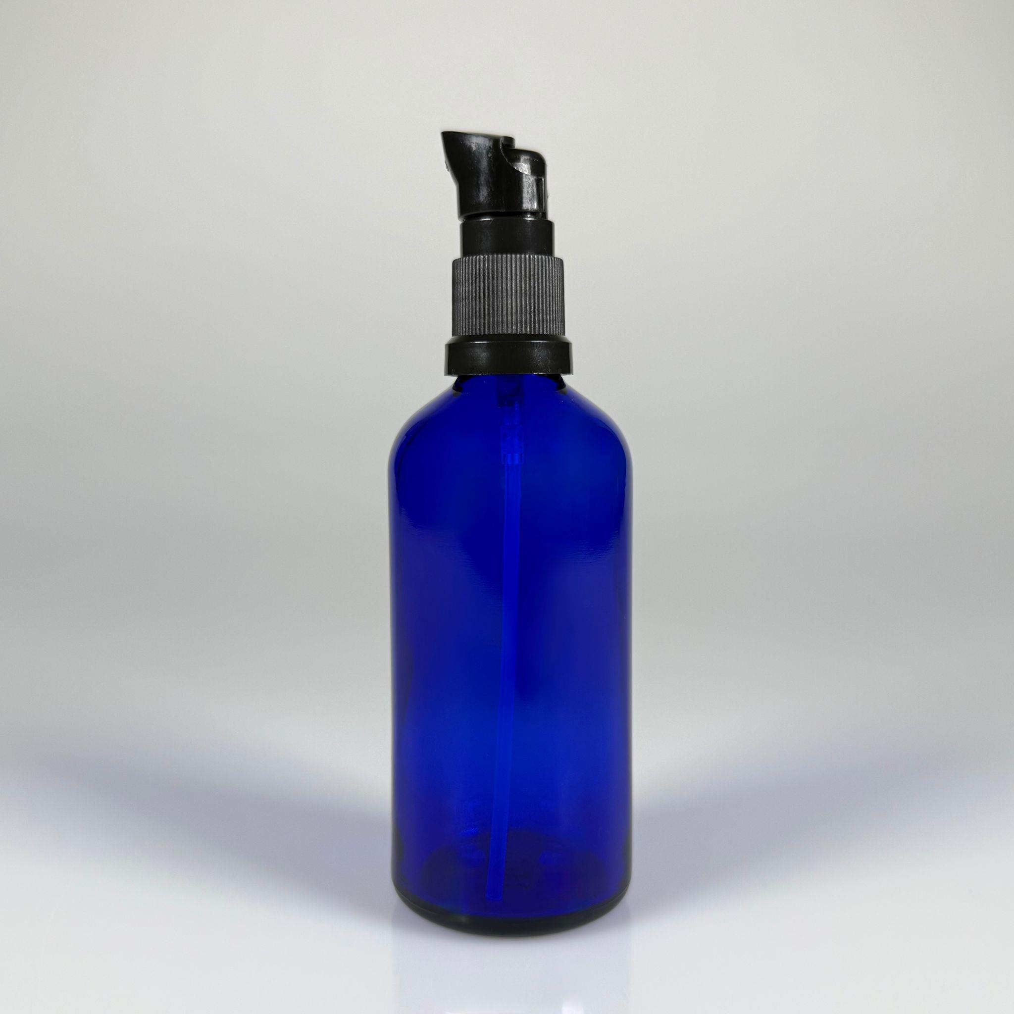 100 CC MAVİ CAM ŞİŞE - SIZDIRMAZ ETEKLİ SİYAH LOSYON POMPALI TAKIM - 100 ML LOSYON ŞİŞESİ - YAĞ, KREM GİBİ YOĞUN KIVAMLI SIVILAR İÇİN CAM AMBALAJ