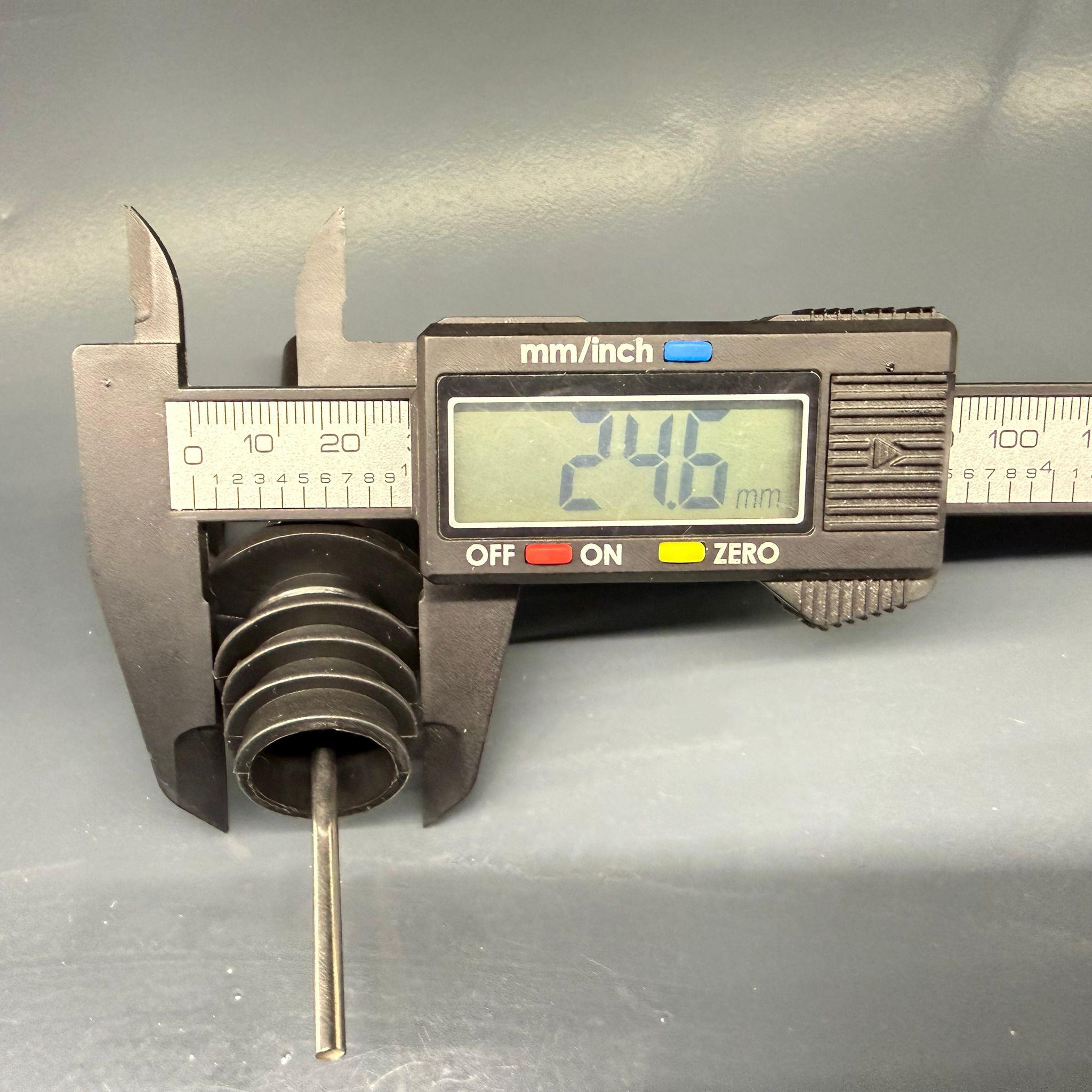 ÇELİK AKITICI - KAPAKLI YAĞDANLIK TIPASI - METAL ŞİŞE UCU SERVİS APARATI