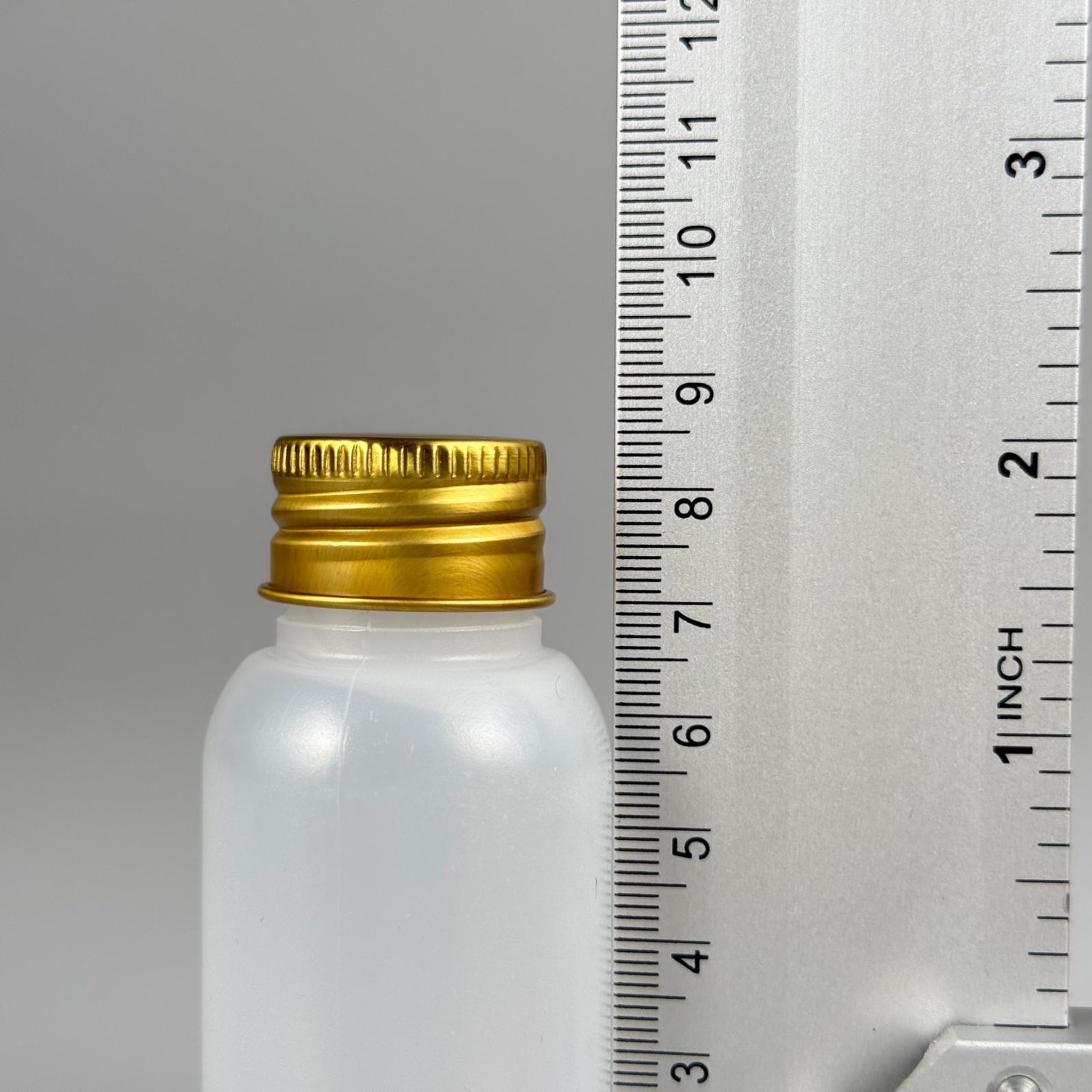 50 ML SIKILABİLİR YUMUŞAK POLİETİLEN PE PLASTİK ASETON ŞİŞESİ ( 24 AĞIZ ) + KÖPÜK CONTALI GOLD METAL ALÜMİNYUM KAPAK TAKIM - 50 cc sos, yağ, kartuş, mürekkep vb için boş şişeler