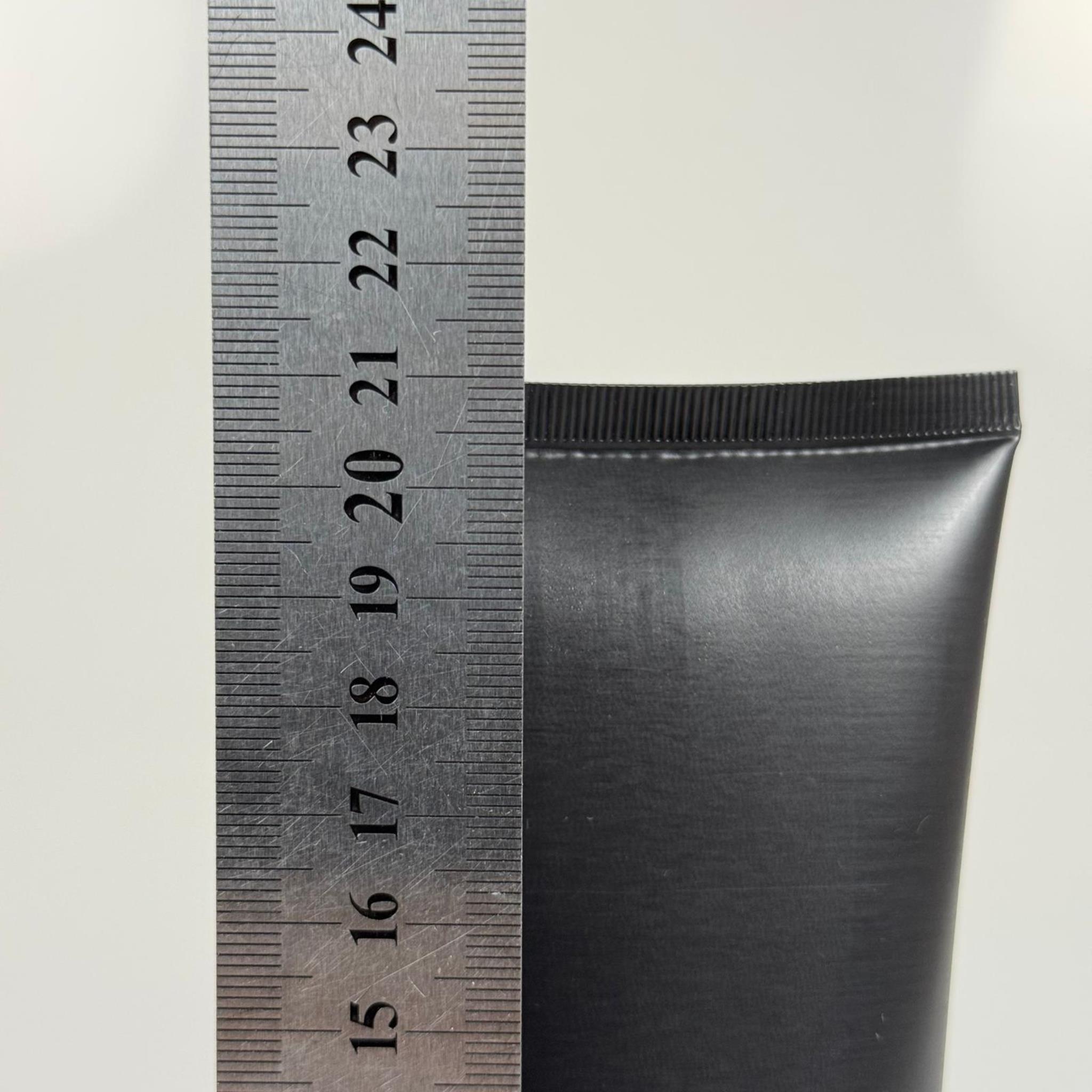 KOZMETİK İÇİN SİYAH BOŞ KREM TÜPÜ FLİPTOP KAPAKLI  - 250 ML - MERHEM TÜPÜ - PLASTİK MANÜEL DOLDURULABİLİR BOŞ TÜP - LİPGLOSS TÜP - DUDAK PARLATICISI TÜPÜ - BAL DOLUMU İÇİN PLASTİK TÜP