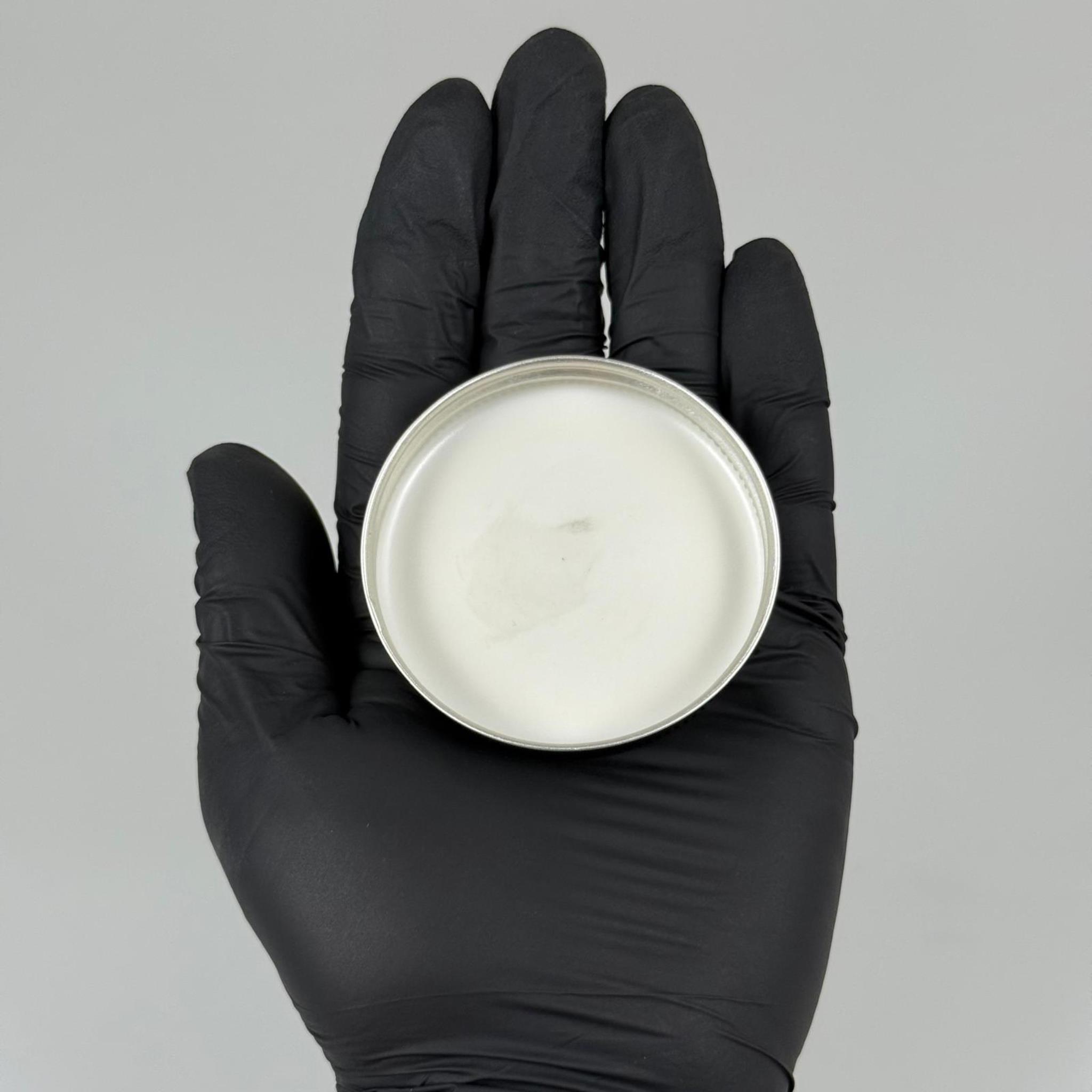 57 MM VİDALI MAT SİYAH METAL KAPAK (ŞİŞECAM 50 CC CAM KREM KAVANOZU KAPAĞI)