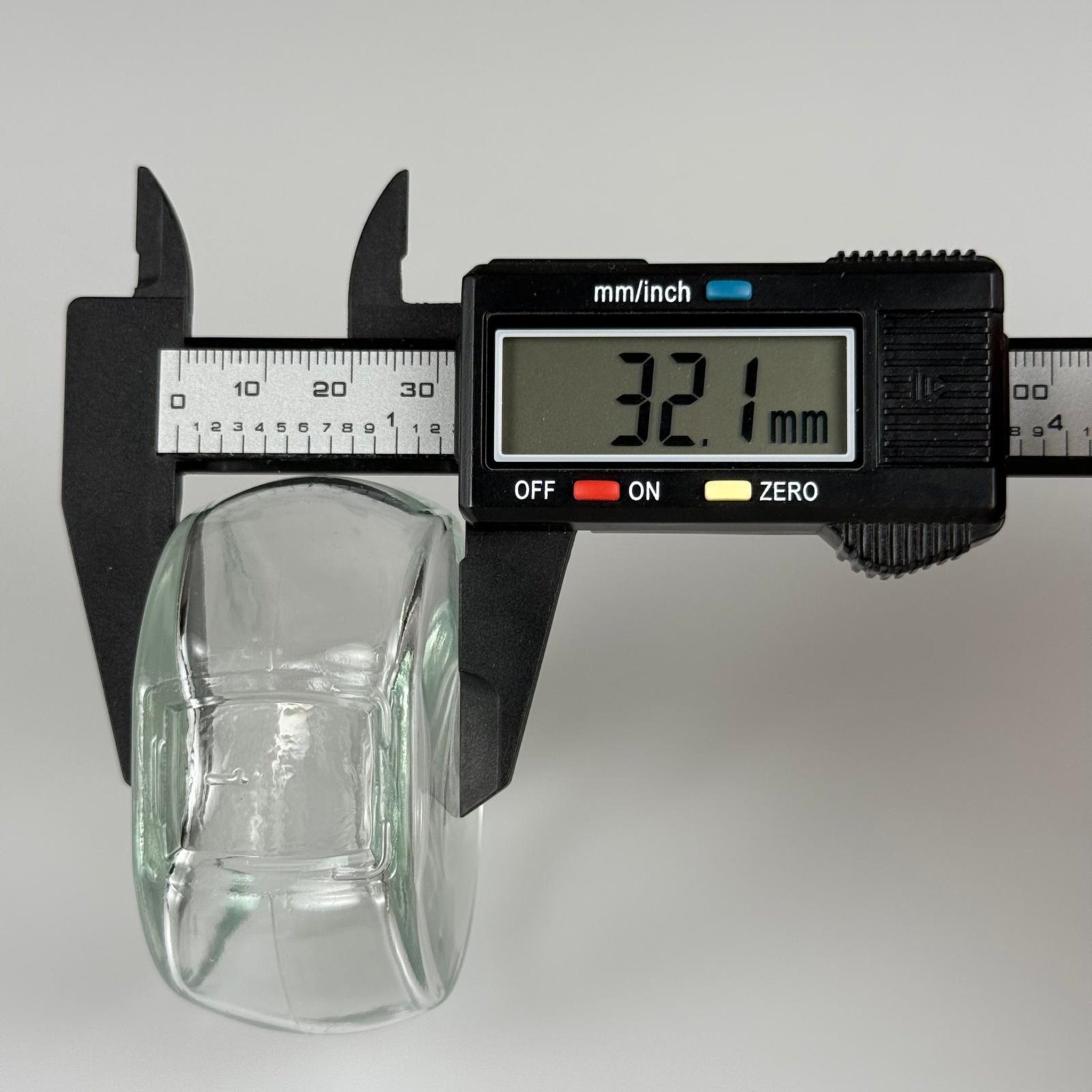 50 CC OVAL YASSI YUVARLAK CAM ŞİŞE + GÜMÜŞ ALÜMİNYUM METAL KAPAKLI TAKIM - 50 ML ŞEFFAF CAM ŞİŞE