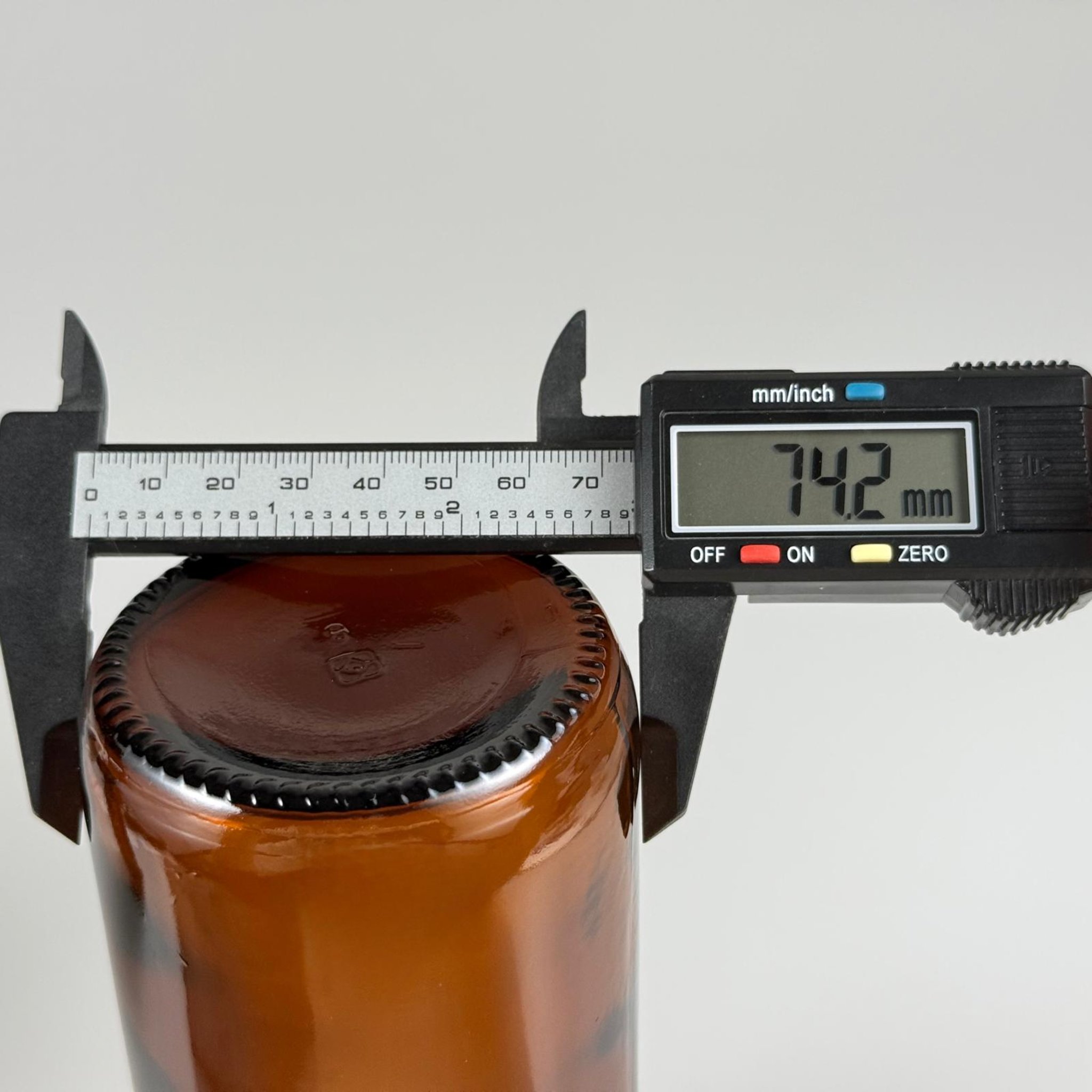 500 CC AMBER TOMBUL CAM ŞİŞE KAPAKSIZ (28 AĞIZ) - 500 ML CAM ŞİŞE - KAHVERENGİ
