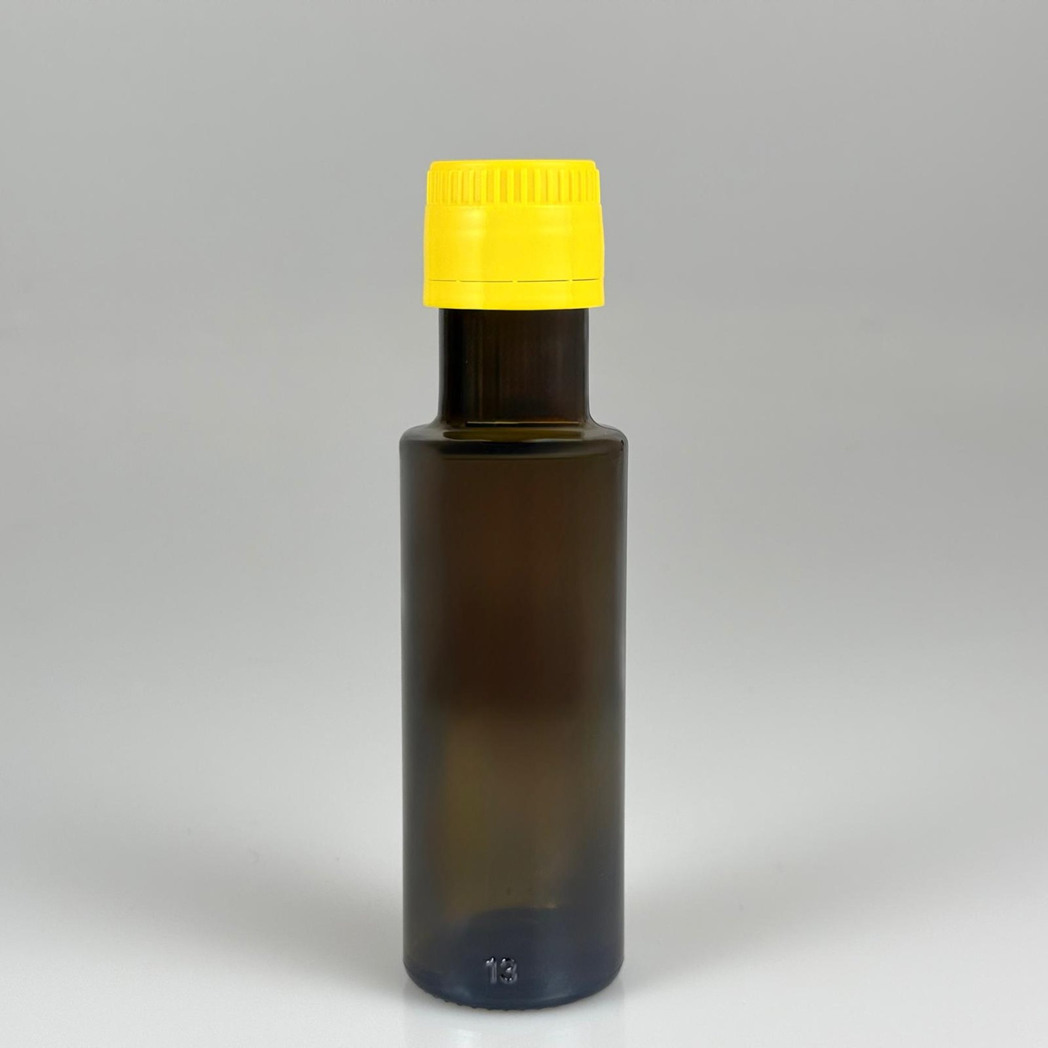 100 CC DORİKA CAM ŞİŞE KOYU YEŞİL (31 MM AĞIZ) - AKITICILI SARI KİLİTLİ KAPAKLI - 100 ML SİLİNDİR DORİCA YAĞ VE SOS ŞİŞELERİ