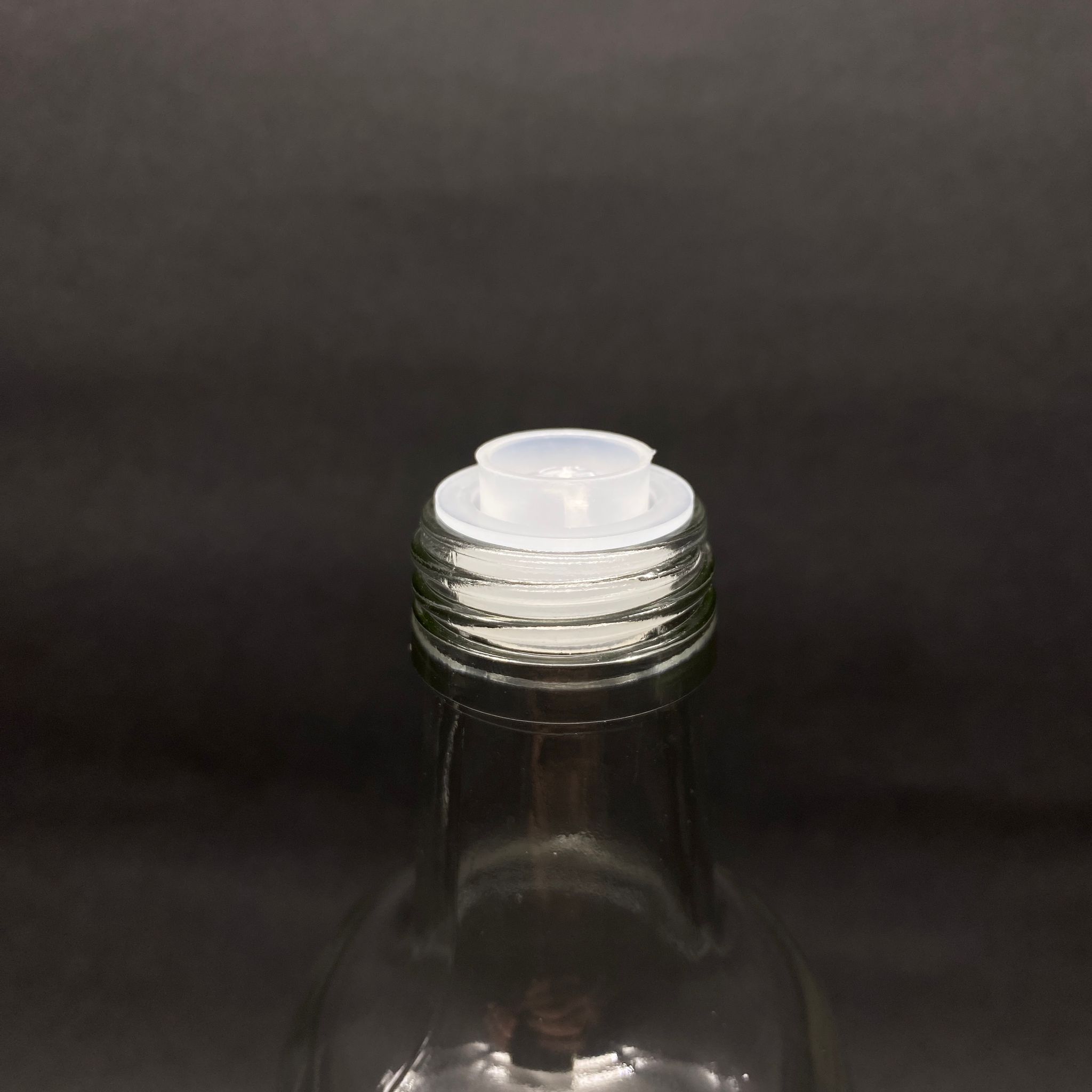 750 CC MARASKA ŞEFFAF ŞİŞE - SİYAH BİLYELİ KİLİTLİ VİDALI KAPAKLI - 750 ML KÖŞELİ ŞEFFAF MARASKA CAM ŞİŞE - YAĞ SİRKE ŞİŞESİ (SIVIYI KONTROLLÜ AKITMAYI SAĞLAR)
