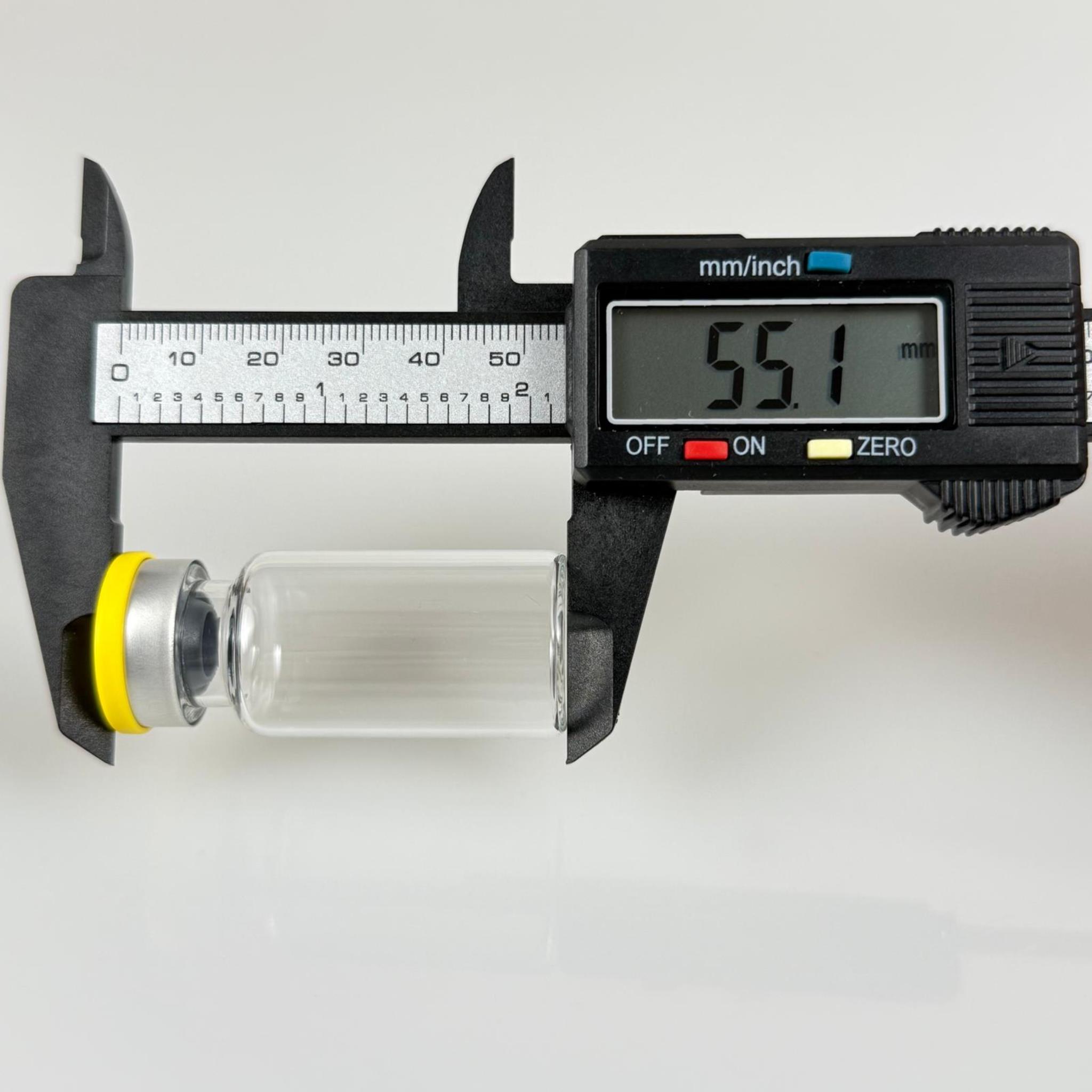 BOROSİLİKAT CAM ŞİŞE + GRİ BUTİL KAUÇUK TIPA + SARI FLAKON KAPAK (PENSE İLE KAPANIR) 12 CC - 23x50 MM - ÇEKME CAM BORU FLAKON İNCE PENİSİLİN ŞİŞESİ - AĞIZ ÇAPI 20 MM - FLAKON ŞİŞELERİ VİAL ŞİŞE