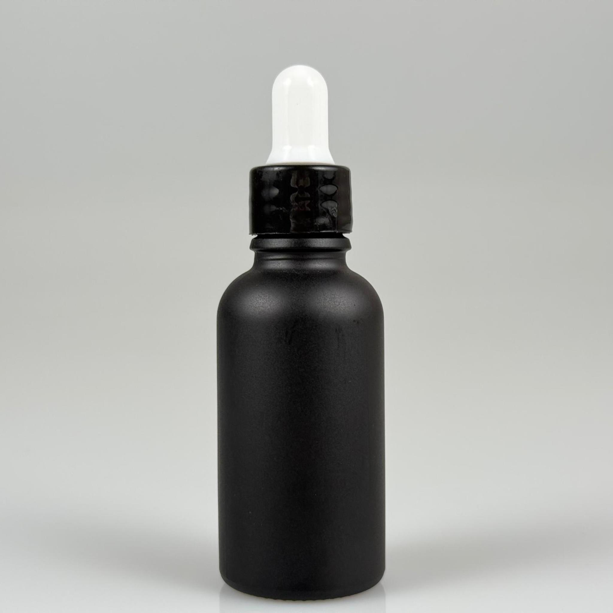 30  CC MAT SİYAH İNCE UÇLU CAM DAMLALIKLI ŞİŞE - BEYAZ EMZİK + SİYAH DÜZ KAPAK + CAM PİPET TAKIM - 30 ML MAT SİYAH İNCE UÇLU DAMLALIKLI ŞİŞE SETİ