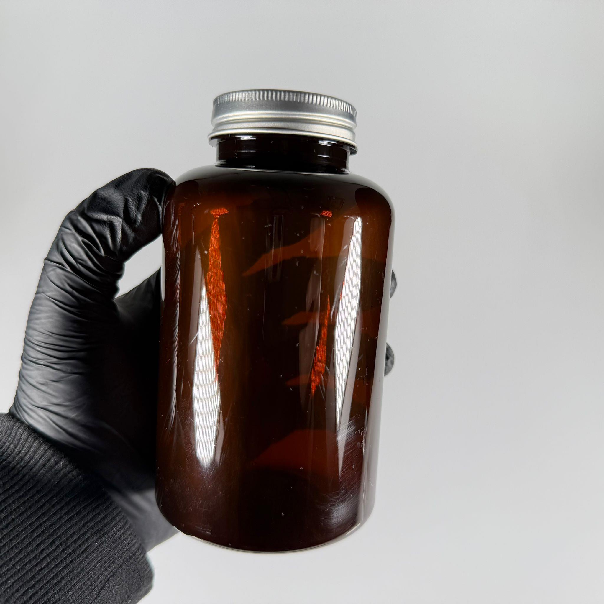 BAHARAT, TOZ, KAHVE, SAHLEP VB MUTFAK DÜZENLEME İÇİN KARE PLASTİK KAVANOZLAR - 400 ML -  RAF DÜZENLEYİCİ GIDAYA UYGUN KÖŞELİ GÜMÜŞ METAL KAPAKLI AMBER PET KAVANOZLARI