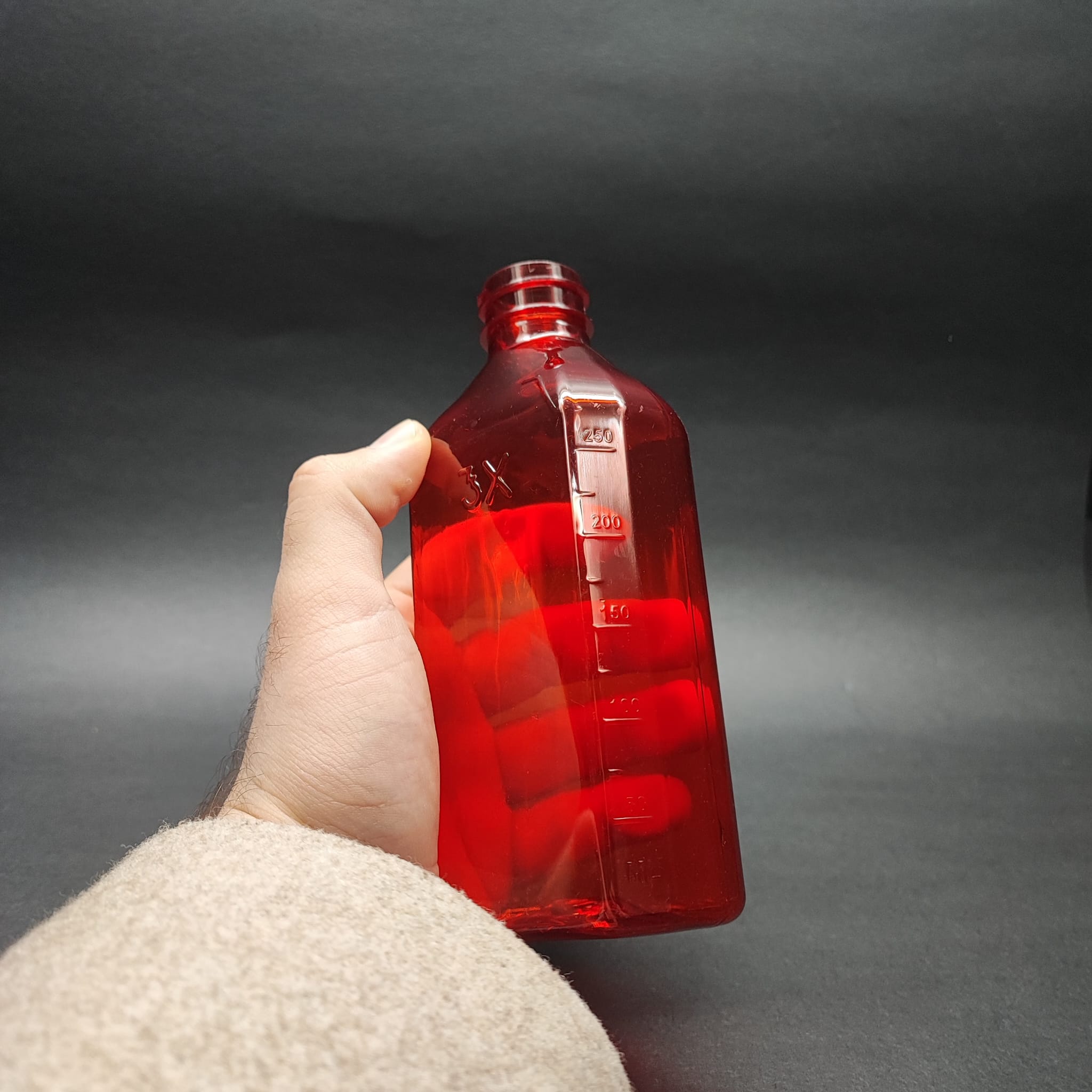 250 CC ÖLÇEKLİ PET ŞİŞE - 28 AĞIZ - 250 ML VE OZ ÖLÇÜLÜ KIRMIZI PET ŞİŞE
