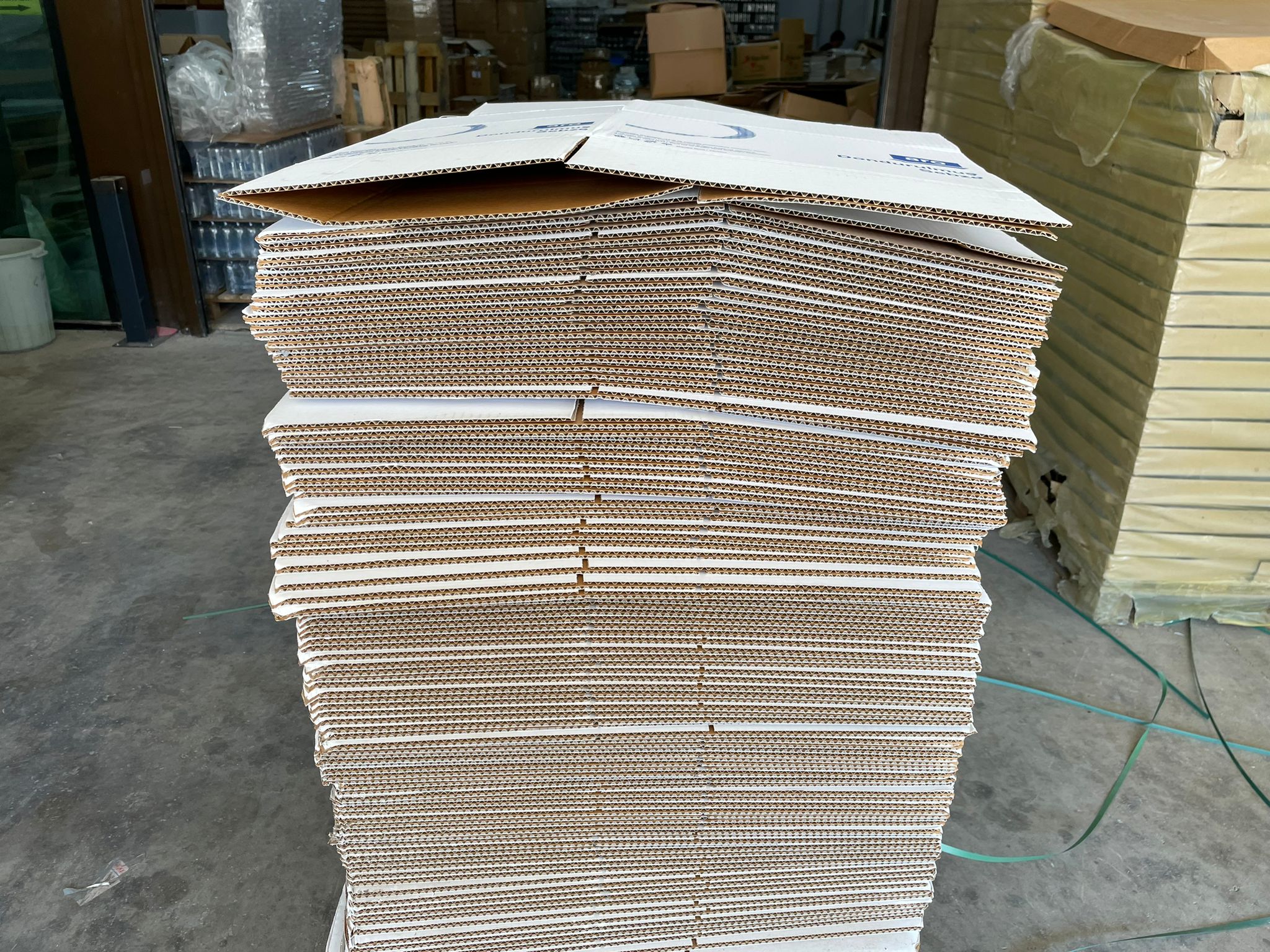 40*30*28CM KARTON KUTU - TEK OLUKLU - BOŞ KARTON KUTU - BOŞ KOLİ - KARTON KOLİ - TAŞINMAK İÇİN KOLİ - BURSA DEPOMUZDAN ALABİLİRSİNİZ