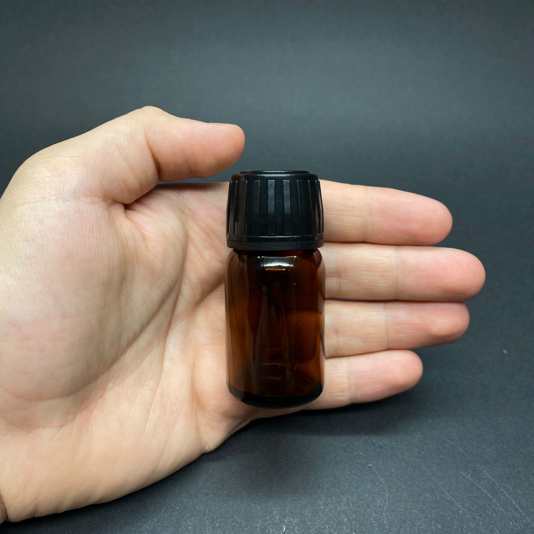 20 CC ECZA ŞİŞESİ  - SİYAH KİLİTLİ KAPAKLI - 20 ML CAM KAHVERENGİ BOŞ ŞURUP İLAÇ ŞİŞELERİ (AĞIZ ÇAPI 25 PP)