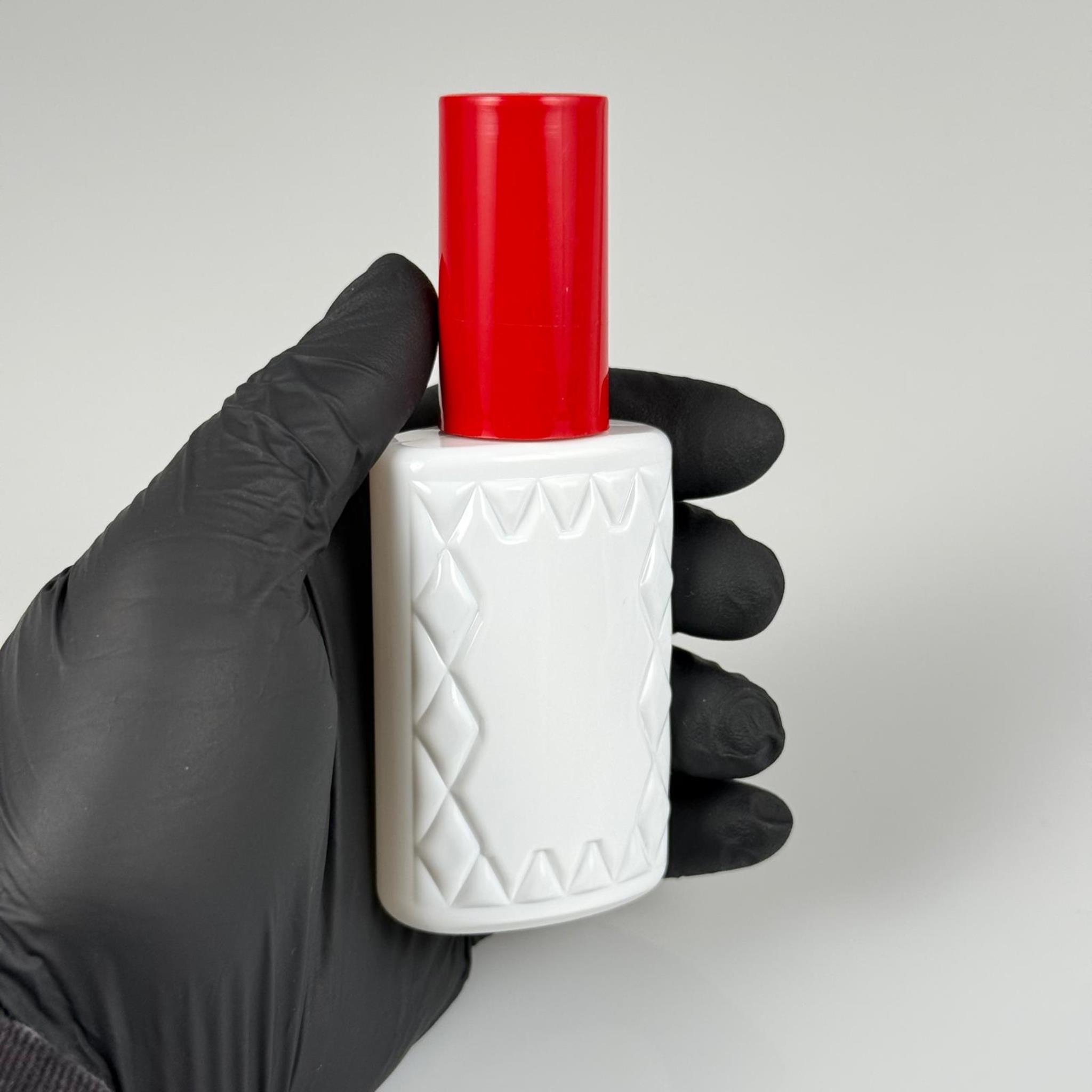 50 CC BEYAZ PET KÖŞELİ PARFÜM ŞİŞESİ  - SİYAH SPREYLİ - KIRMIZI KORUMA KAPAKLI - 50 ML PLASTİK PARFÜM - KOLONYA ŞİŞESİ