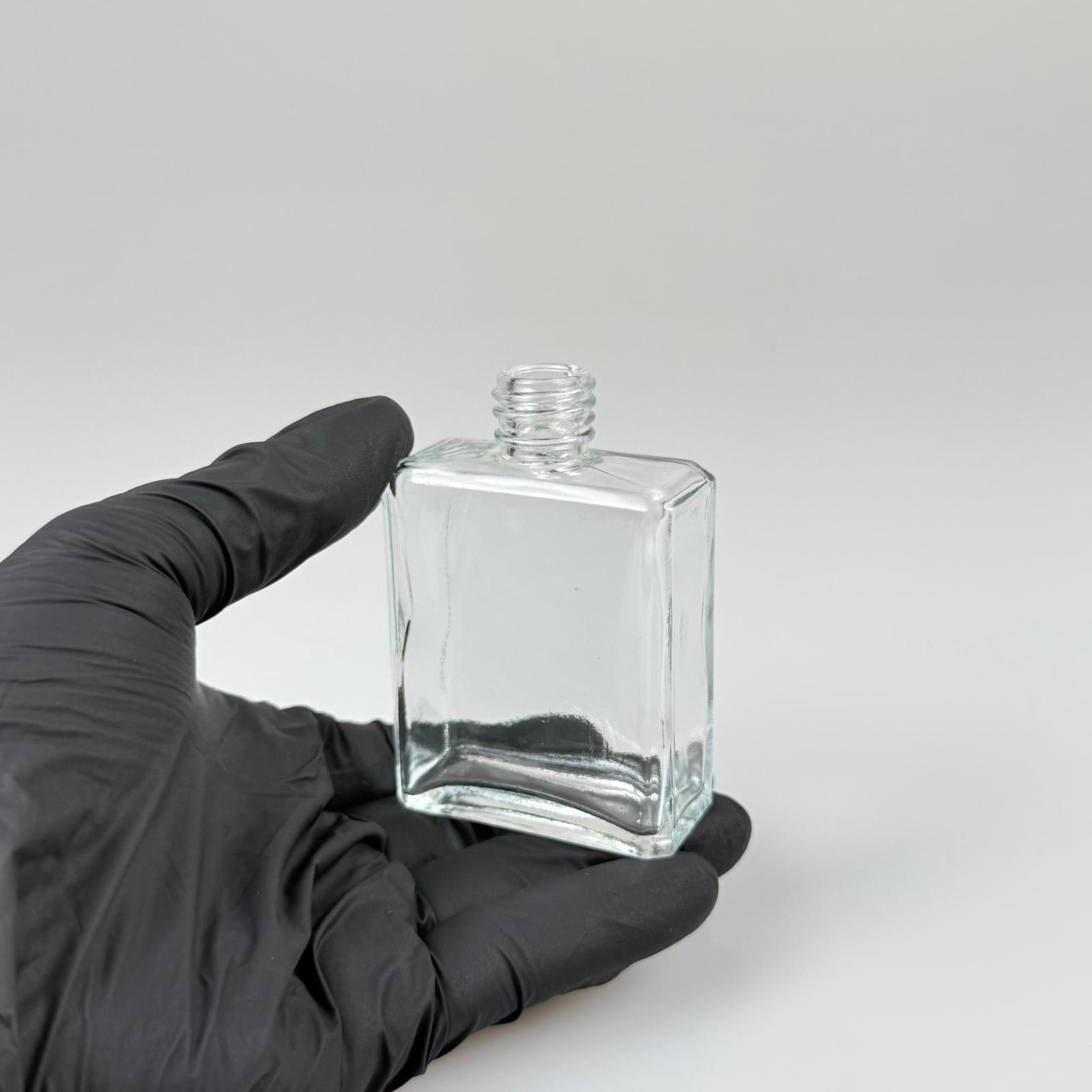 40 CC YASSI DİKDÖRTGEN KÖŞELİ KISA CAM ŞİŞE - 18 MM AĞIZ - 40 ML PRESTİJLİ ŞİŞE