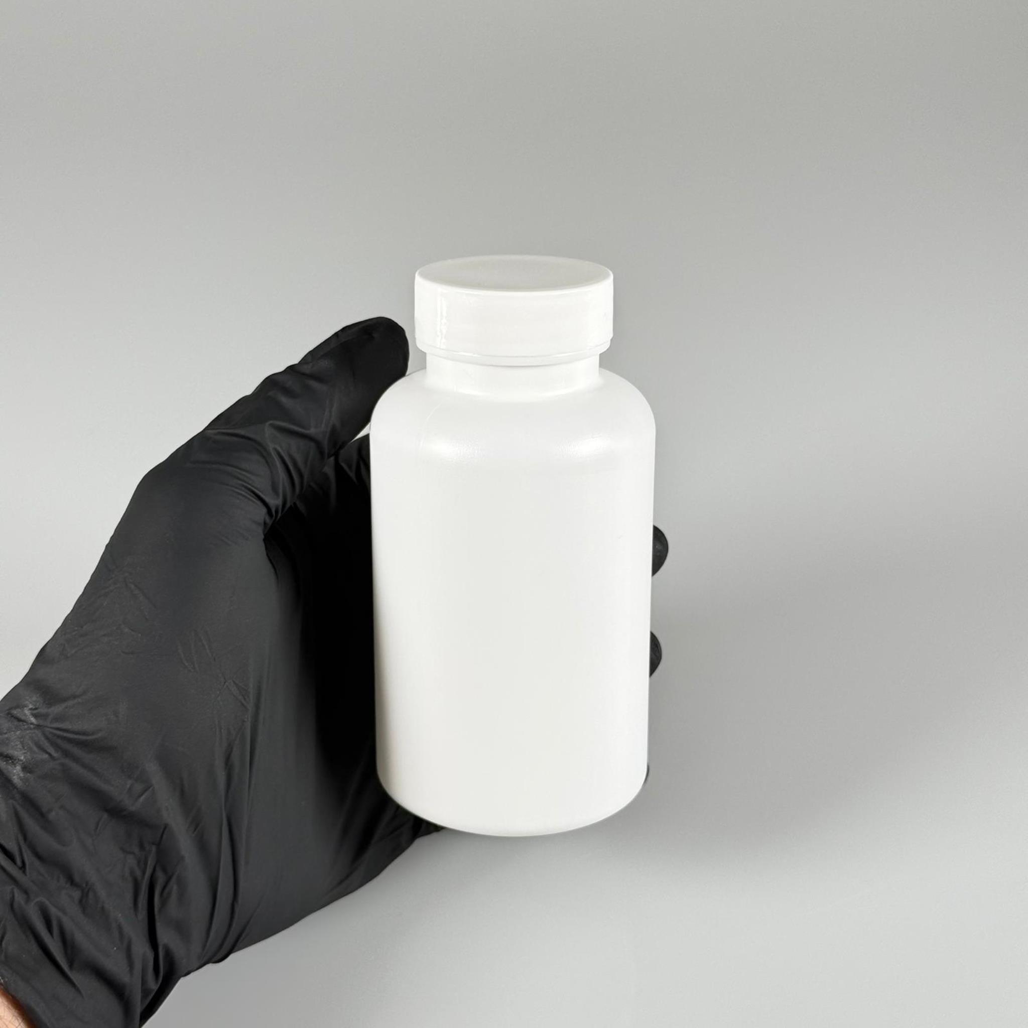 200 CC BEYAZ PE POLİETİLEN TABLET ŞİŞESİ (20 GR) - BEYAZ KAPAKLI - 200 ML KAPSÜL KUTUSU - İLAÇ ŞİŞESİ - MEDİKAL HAP ŞİŞESİ - FARMASÖTİK KAVANOZ