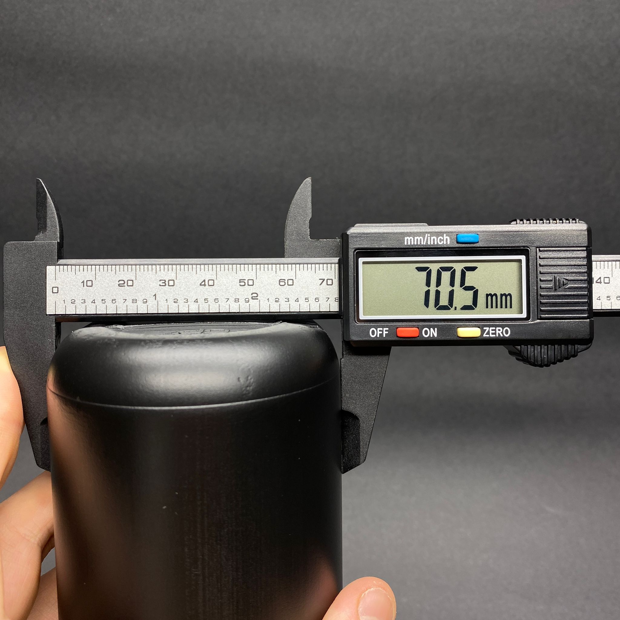 500 CC TARIM ŞİŞESİ - SİYAH - KÖPÜK CONTALI SİYAH VENTİLLİ KİLİTLİ KAPAKLI 500 ML GENİŞ AĞIZLI KALIN POLİETİEN ŞİŞE - ZİRAİ İLAÇ ŞİŞESİ