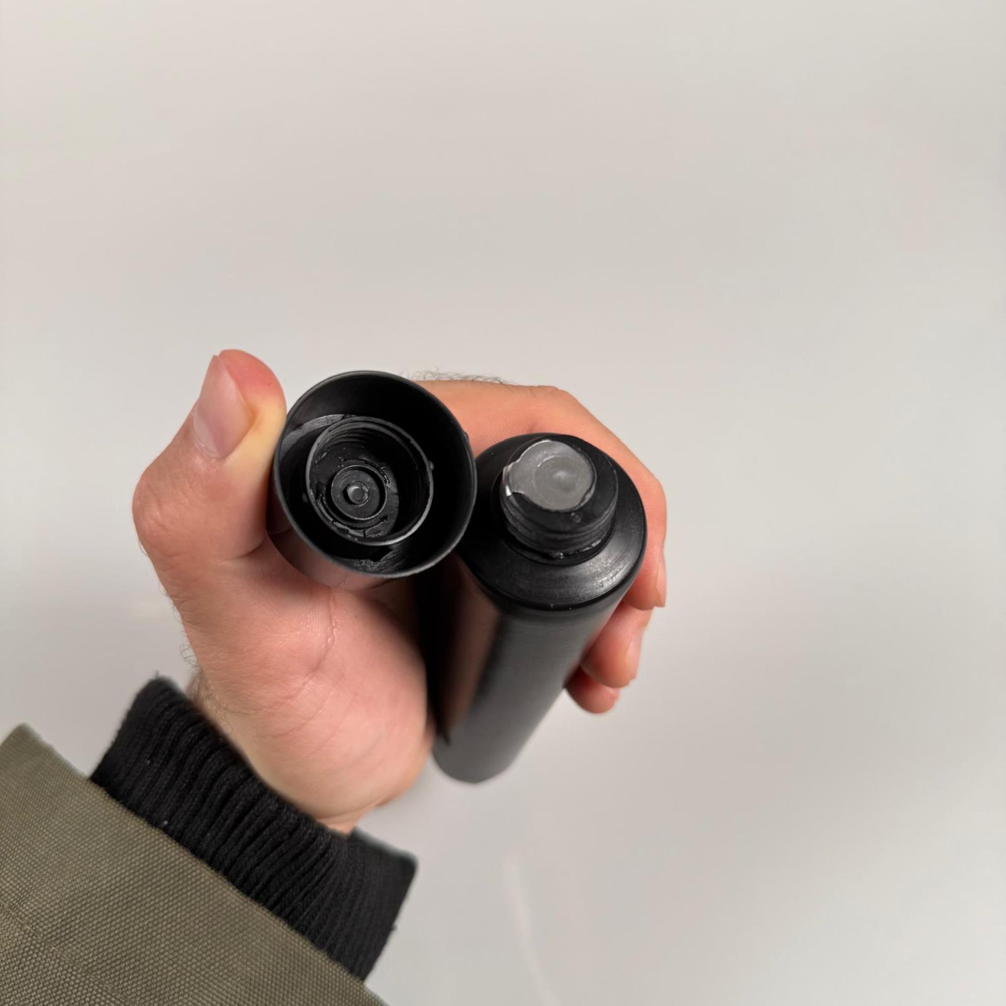 KOZMETİK İÇİN SİYAH BOŞ KREM TÜPÜ KAPAKLI - 75 ML - MERHEM TÜPÜ - LİPGLOSS TÜP - DUDAK PARLATICISI TÜPÜ - BAL DOLUMU İÇİN PLASTİK TÜP  - DÜZ KAPAKLI - ALTI AÇIK ELLE KAPANMAZ ISITICI GEREKİR