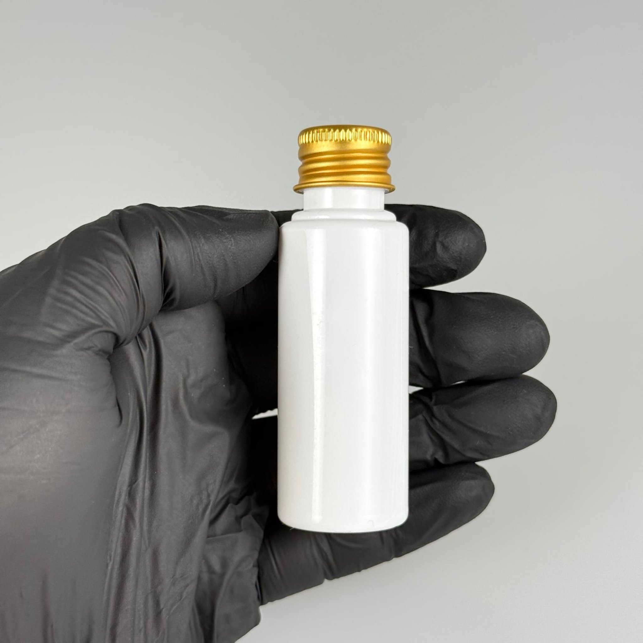 30 CC BEYAZ PET SHOT ŞİŞE - KÖPÜK CONTALI GOLD ALÜMİNYUM METAL KAPAKLI TAKIM - 30 ML PLASTİK ŞİŞE