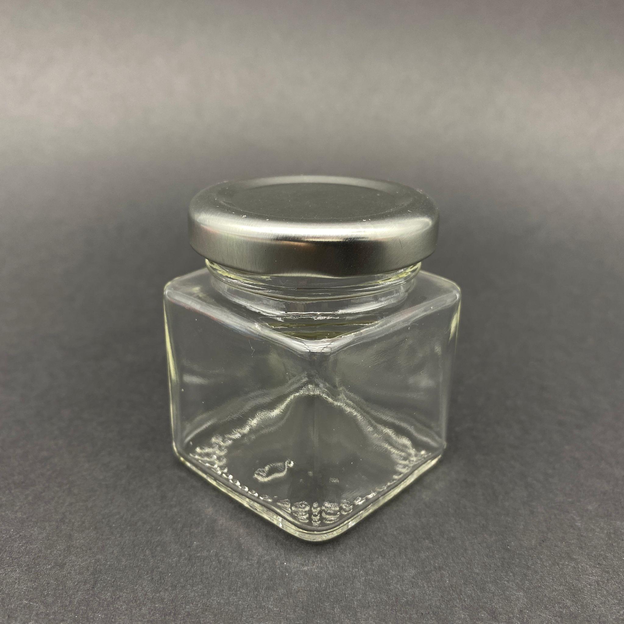 50 CC KARE KAVANOZ - GÜMÜŞ METAL KAPAKLI - 50 ML KÖŞELİ TİP CAM KAVANOZ
