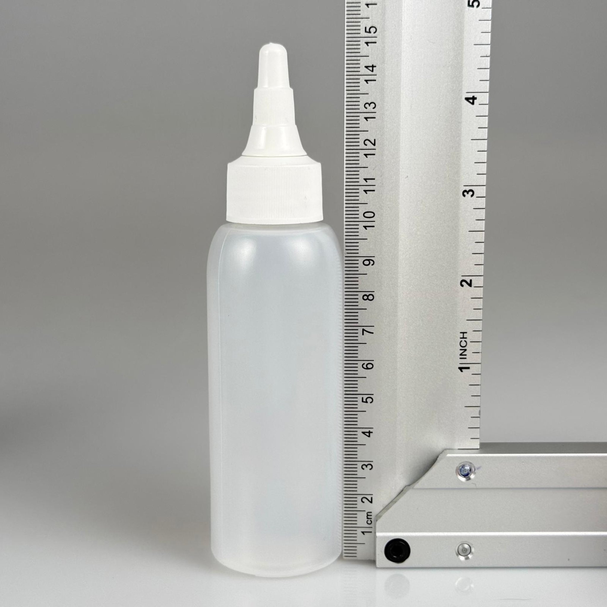 100 ML SIKILABİLİR YUMUŞAK PE POLİETİLEN PLASTİK ŞİŞE - BEYAZ ASANSÖR SİVRİ KARTUŞ KAPAKLI - 100 cc sos, yağ, kartuş, mürekkep vb için boş şişeler