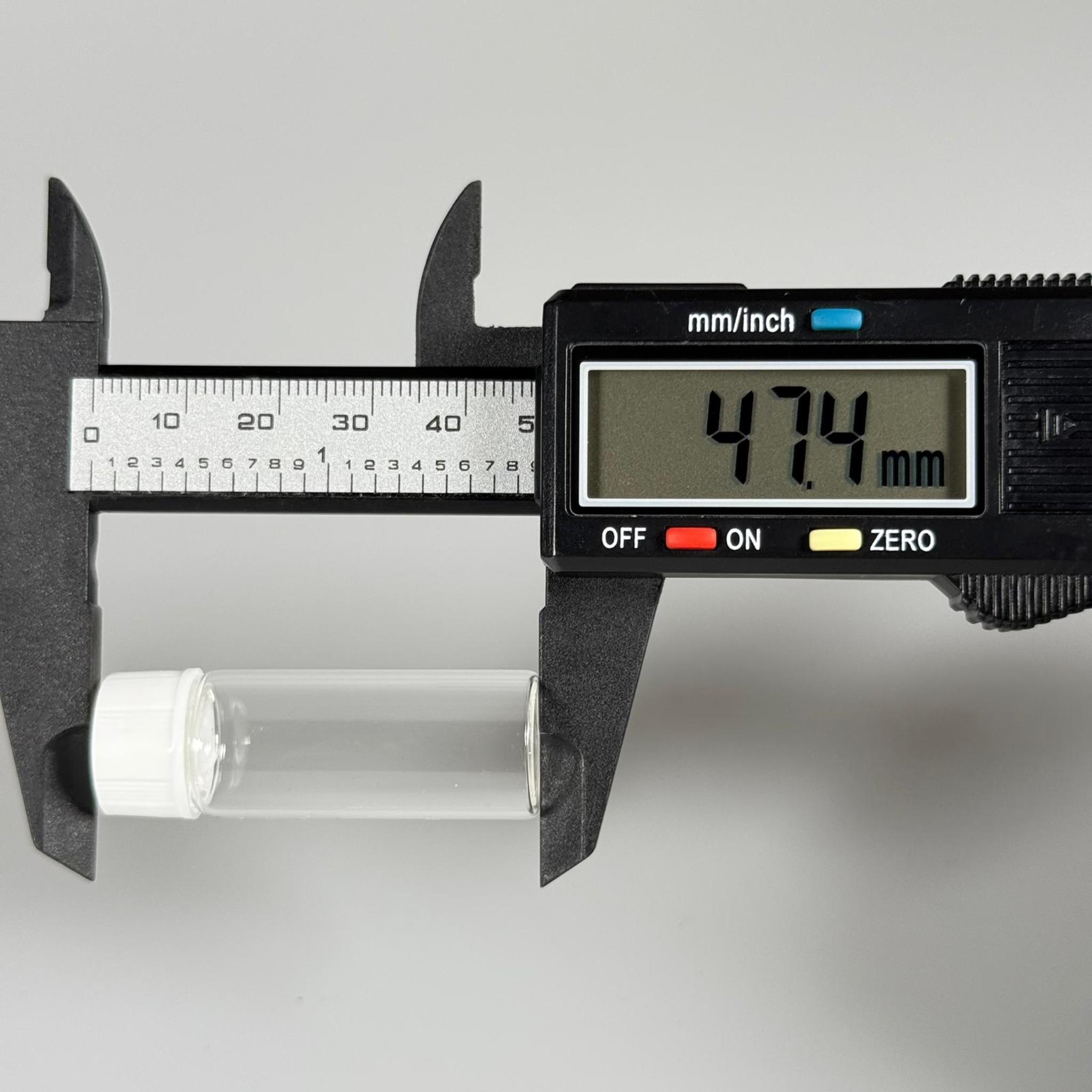 5 CC ŞEFFAF İNCE CAM ŞİŞE - BEYAZ KAPAKLI + İÇTEN DAMLALIKLI - 5 ML CAM ŞİŞE