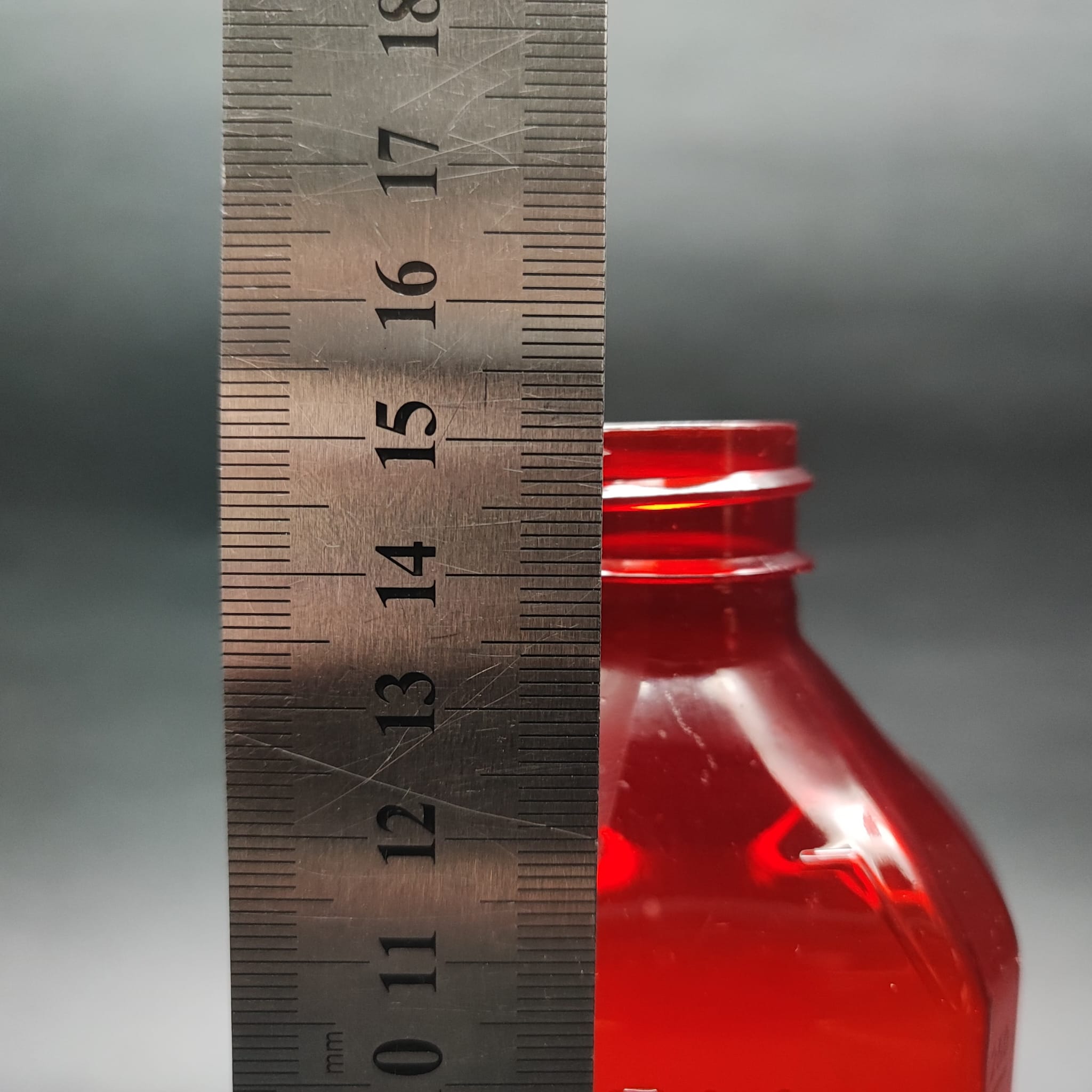 250 CC ÖLÇEKLİ PET ŞİŞE - 28 AĞIZ - 250 ML VE OZ ÖLÇÜLÜ KIRMIZI PET ŞİŞE