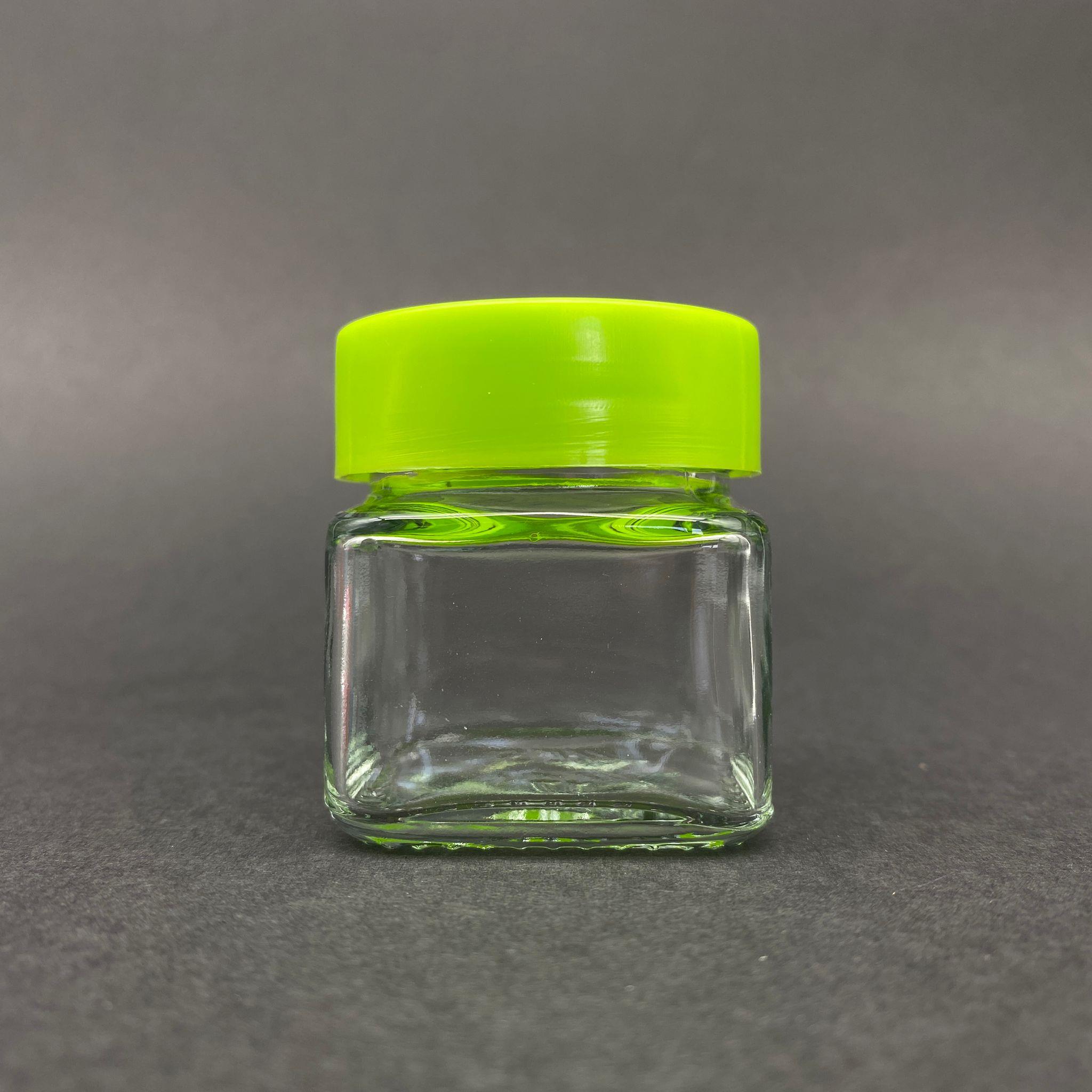 40 CC KARE KAVANOZ - YEŞİL PLASTİK KAPAKLI - 40 ML KÖŞELİ TİP CAM KAVANOZ