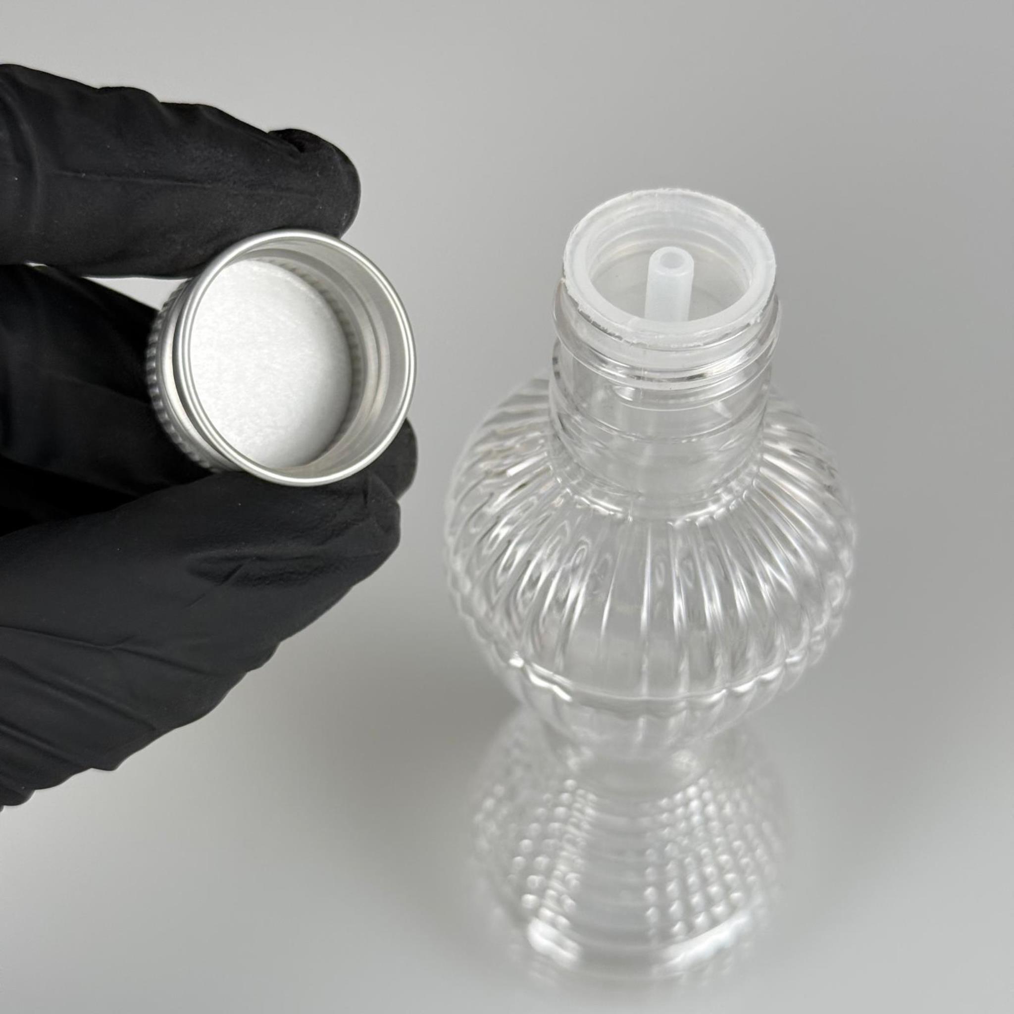 100 CC PIRLANTA CAMPET ŞİŞE (24 AĞIZ) + KÖPÜK CONTALI GÜMÜŞ METAL ALÜMİNYUM KAPAK + KOLONYA TIPALI TAKIM - 100 ML KAPAKLI CAMPET PLASTİK ŞİŞELER