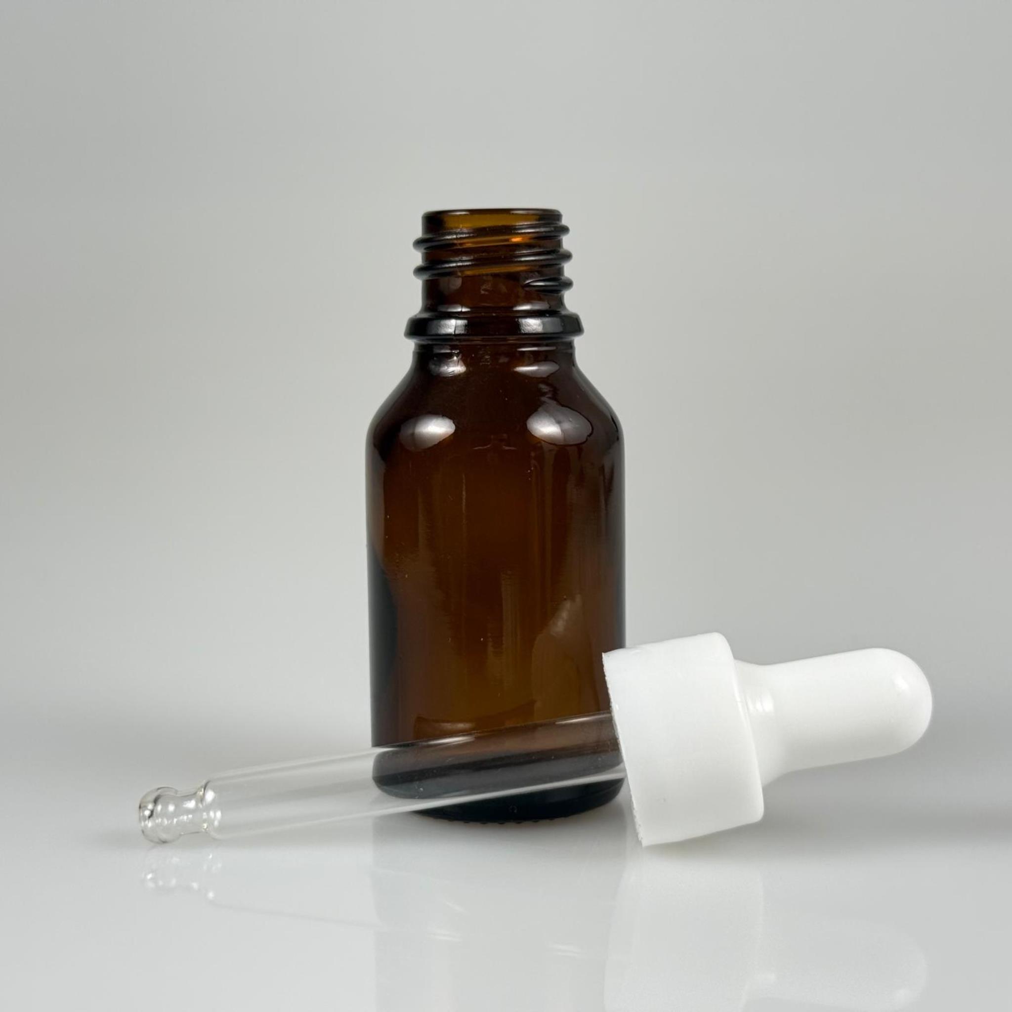 15 CC AMBER CAM DAMLALIKLI ŞİŞE - BEYAZ EMZİK + BEYAZ DÜZ KAPAK + CAM PİPET TAKIM - 15 ML KAHVERENGİ DAMLALIKLI ŞİŞE SETİ