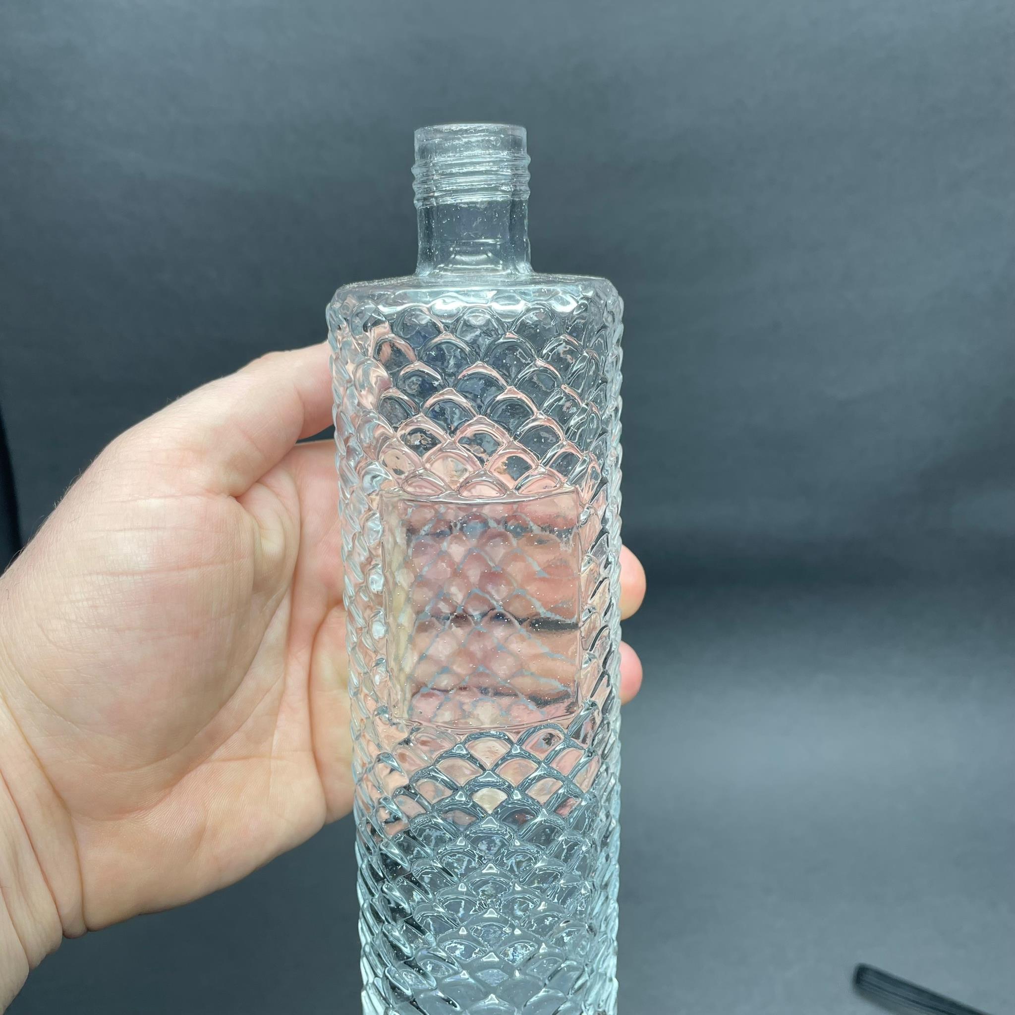 300 CC CAM KOLONYA ŞİŞESİ - ESKİ TİP NOSTALJİ KOLONYA ŞİŞESİ - 300 ML DESENLİ CAM KOLONYA ŞİŞESİ
