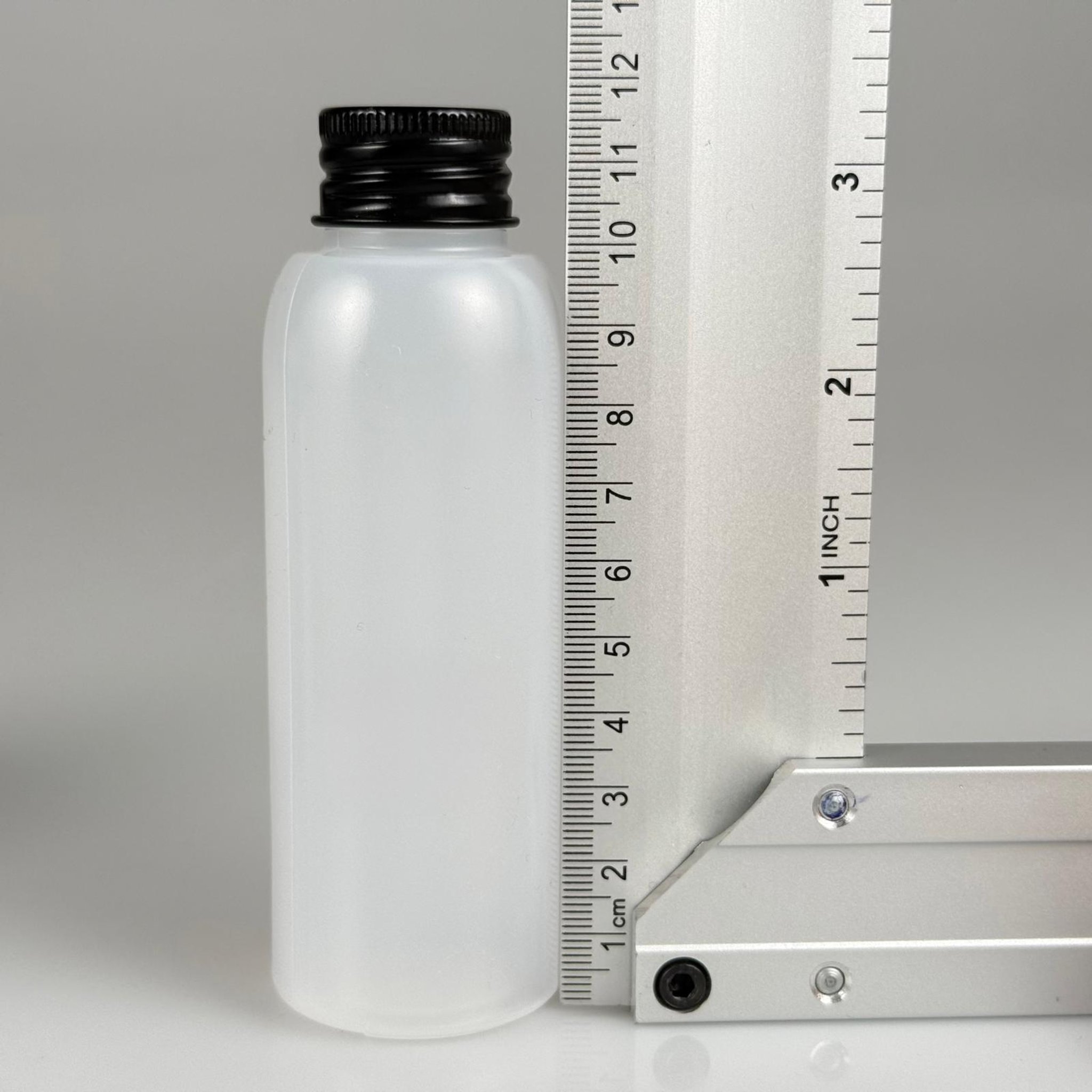 100 ML SIKILABİLİR YUMUŞAK PE POLİETİLEN PLASTİK ASETON ŞİŞESİ ( 24 AĞIZ ) + KÖPÜK CONTALI SİYAH METAL ALÜMİNYUM KAPAKLI TAKIM - 100 cc sos, yağ, kartuş, mürekkep vb için boş şişeler