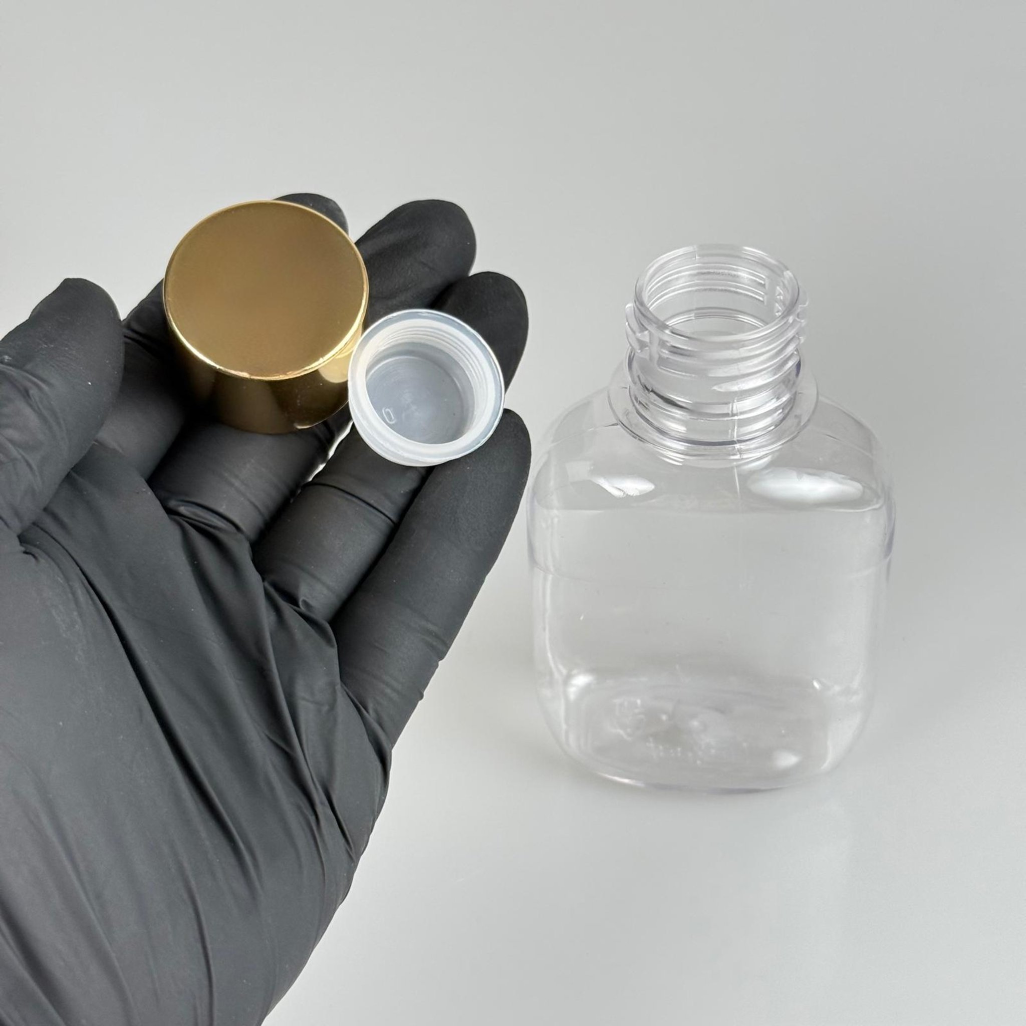 100 CC YASSI PET ŞİŞE + ALÜMİNYUM KAPLAMALI GOLD KAPAKLI + KÖR TIPALI TAKIM - 100 ML PET ŞİŞE
