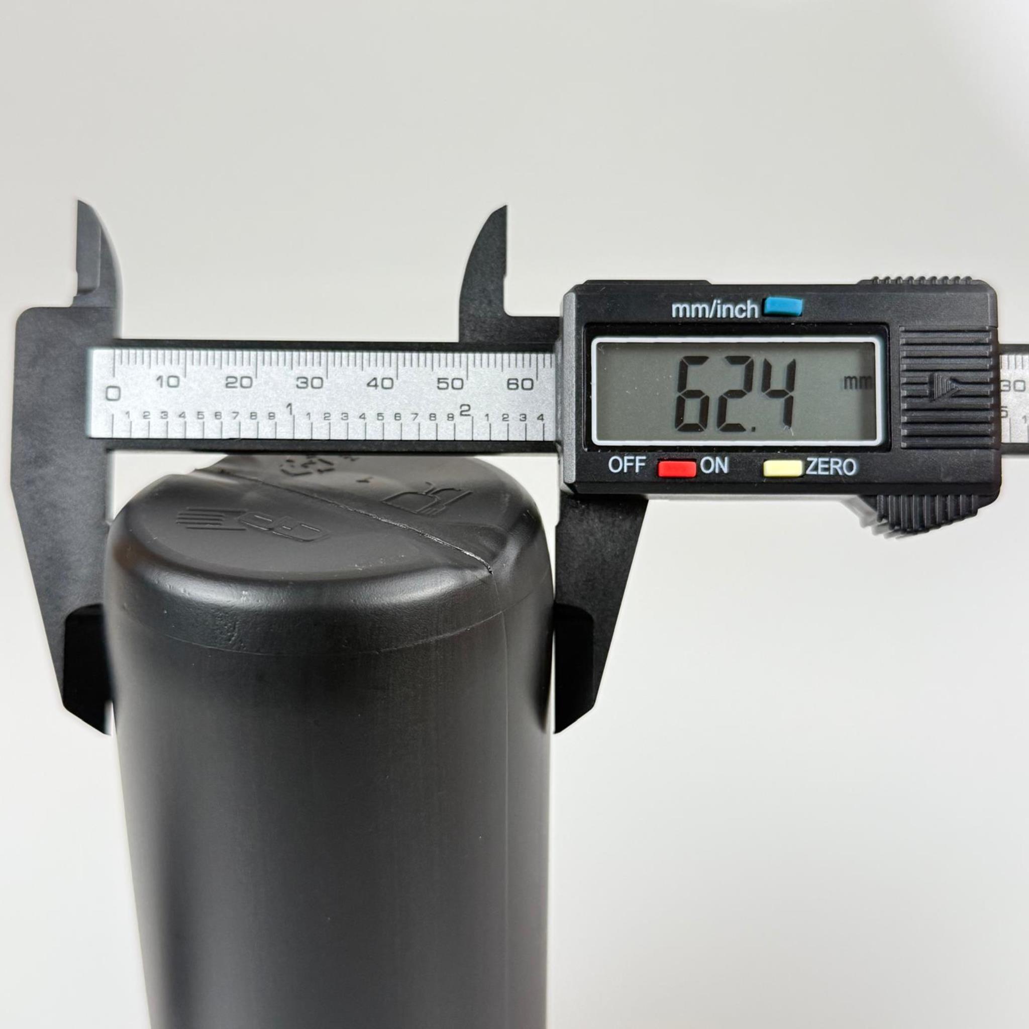 0,25 LT ZİRAİ İLAÇ BİDONU SİYAH + SİYAH ALÜMİNYUM FOLYOLU İNDİKSİYON CONTA SK50 KAPAK + KENDİNDEN YAPIŞKANLI KÖPÜK CONTALI - 250 CC PE POLİETİLEN TARIM BİDON