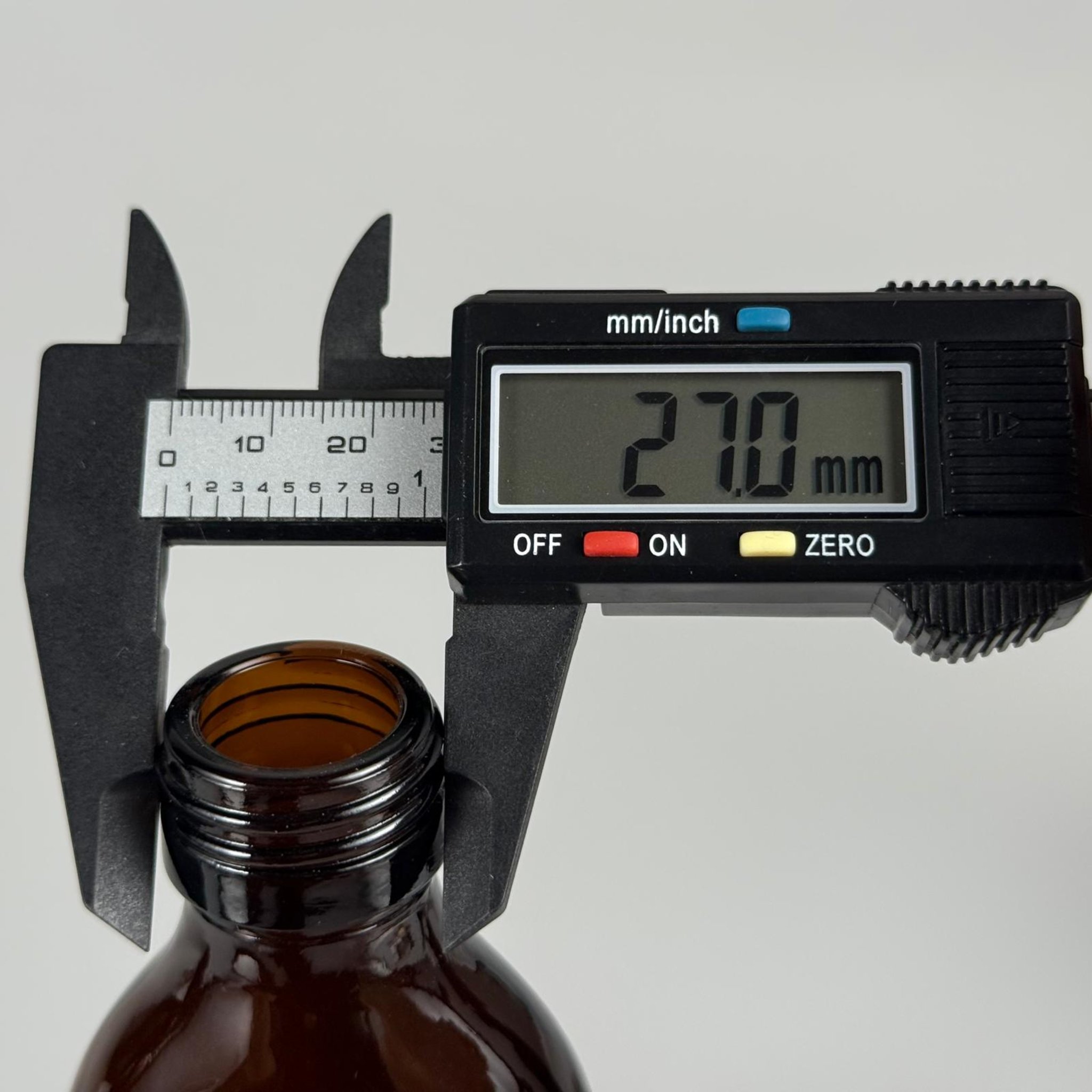 150 CC AMBER  CAM YASSI COLD BREW ŞİŞE (SOĞUK KAHVE ŞİŞESİ) KAPAKSIZ (28 AĞIZ) - 150 ML YASSI CAM ŞİŞE