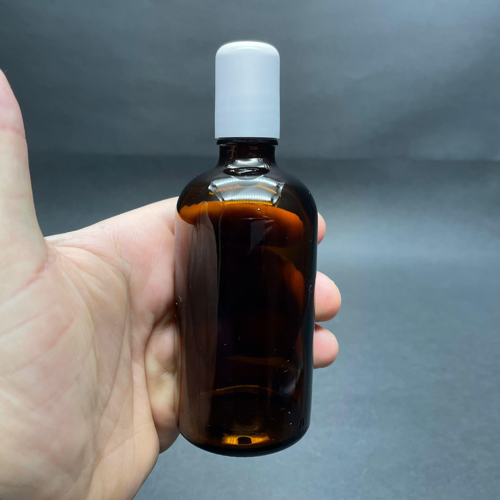100 CC AMBER CAM ROLL-ON ŞİŞESİ - BEYAZ KAPAKLI - 100 ML ÇELİK BİLYELİ ŞİŞE - CAM ROLL ON ŞİŞE - CAM ESANS ŞİŞESİ