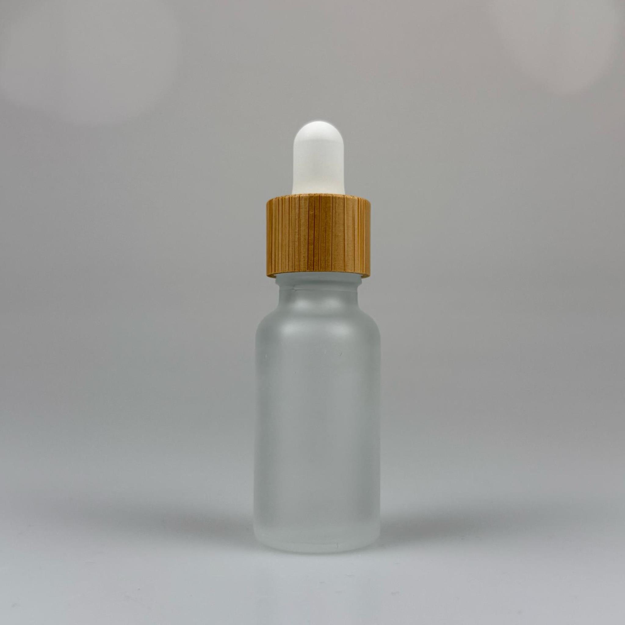 20 CC BUZLU CAM DAMLALIKLI ŞİŞE - BEYAZ EMZİK - BAMBU AHŞAP KAPAK - 20 ML BAMBU KAPAKLI CAM DAMLALIKLI ŞİŞE