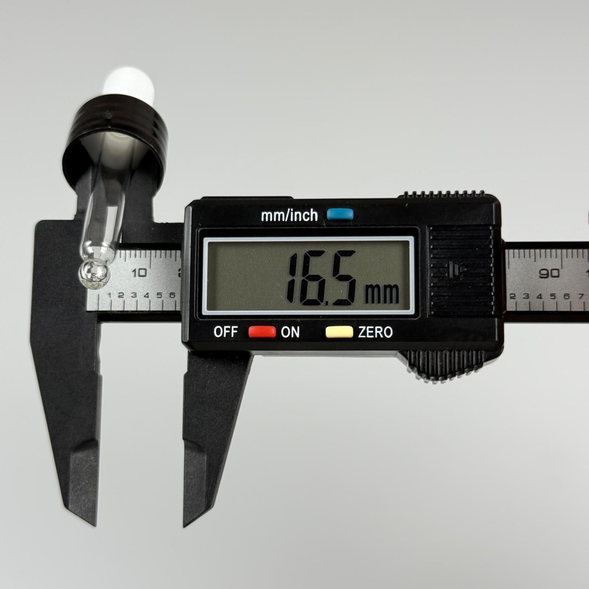 18 MM CAM DAMLALIKLI TAKIM - BEYAZ EMZİK + DELİKLİ PLASTİK DÜZ SİYAH KAPAK + 48 MM CAM PİPET